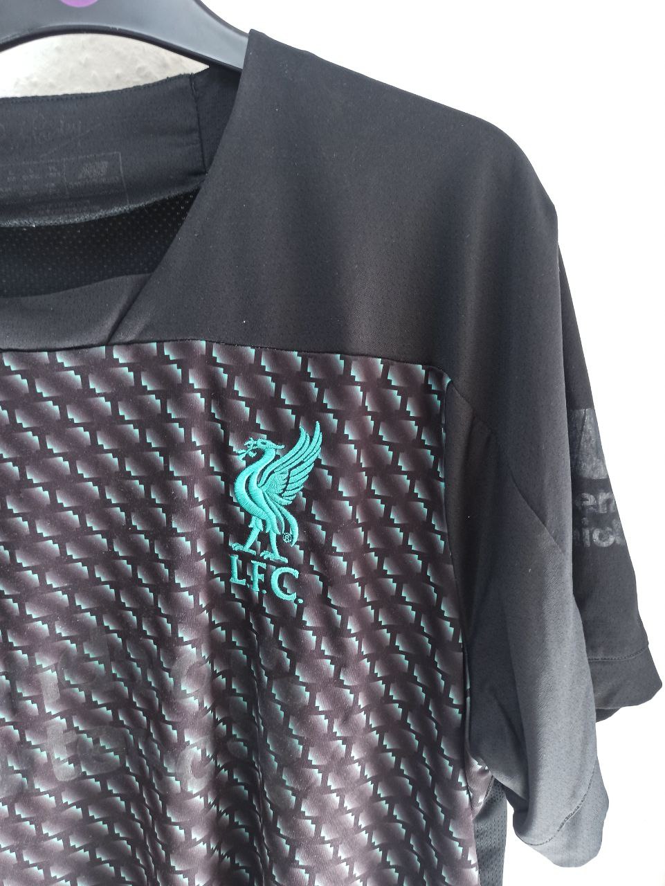 Liverpool FC New Balance 2017-18 Third Kit Jersey (L)