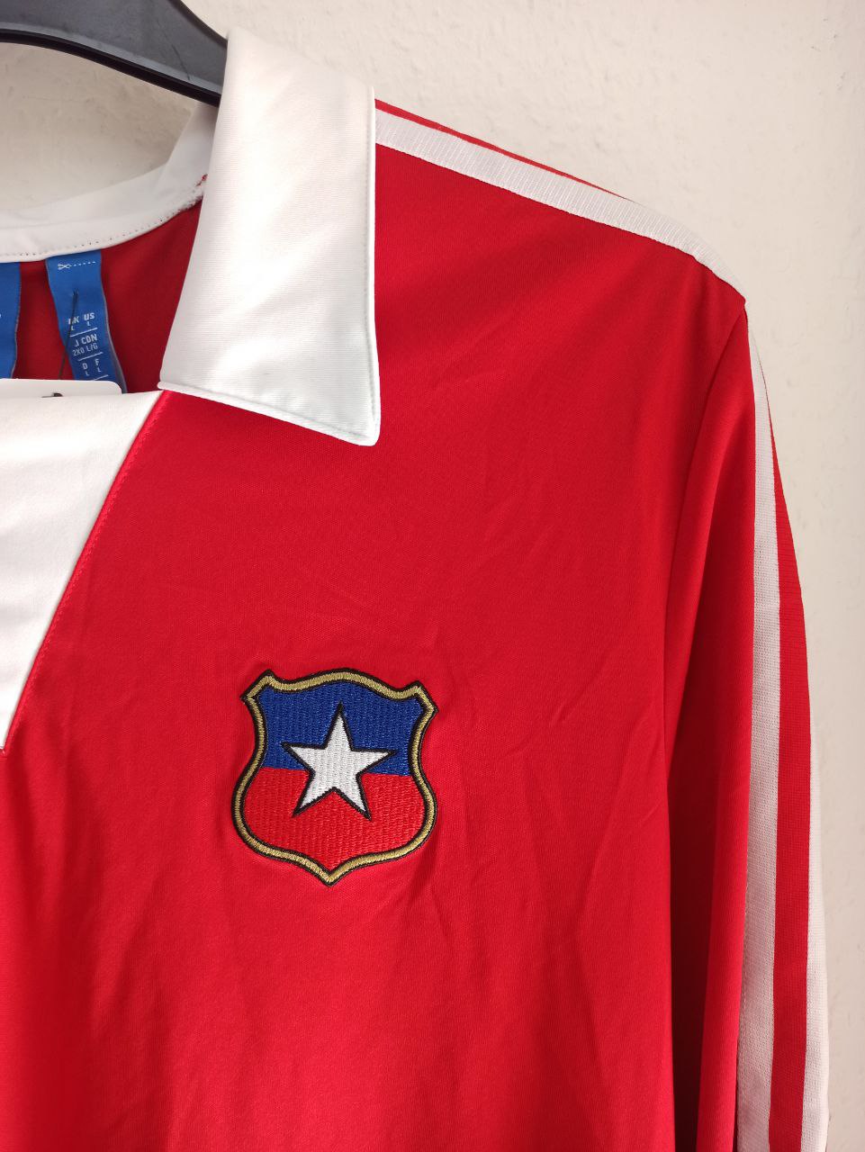 Chile National Football Team Adidas Retro Long-Sleeve Jersey (L)
