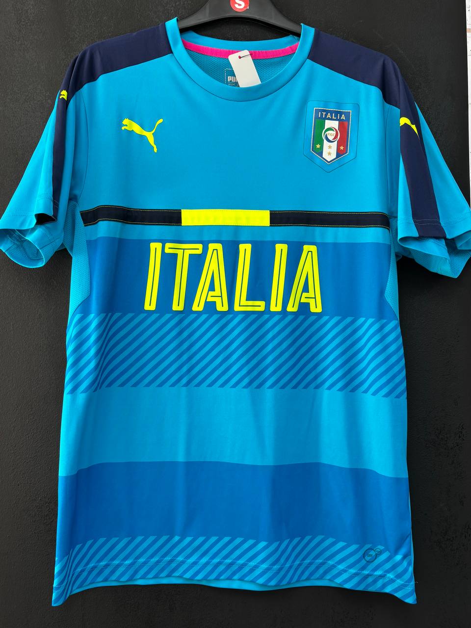 Puma Italy 2016-17 Training Jersey (S)