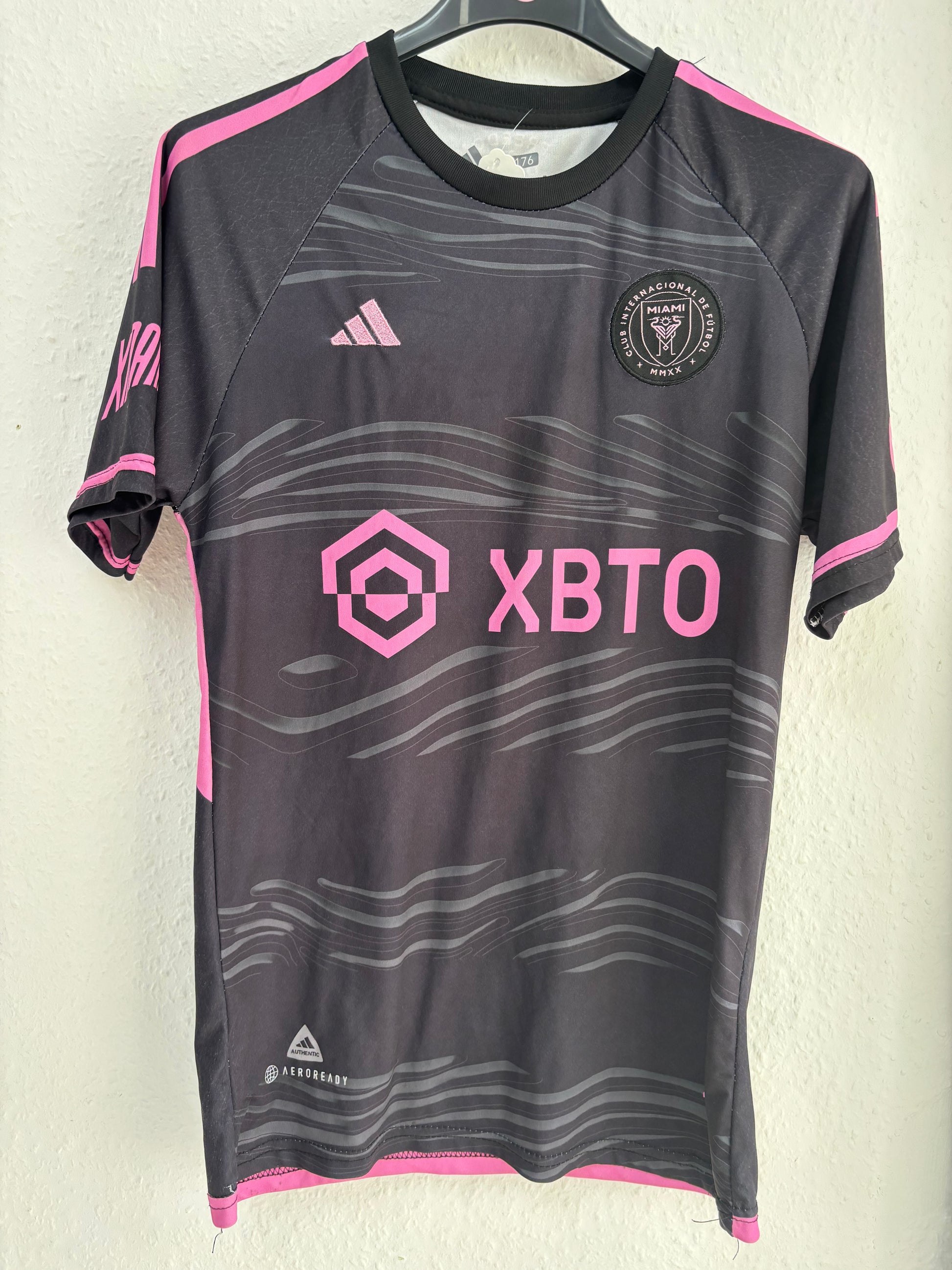Messi Miami size XS 11-13y