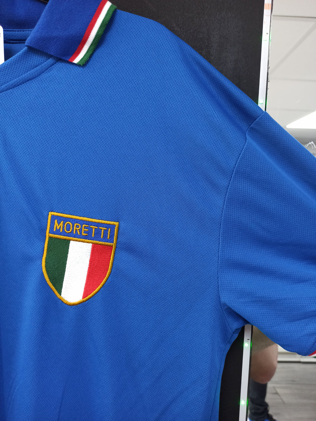 Italy 1982 Home Shirt - Classic Azzurri Jersey - Moretti Sponsor (L)