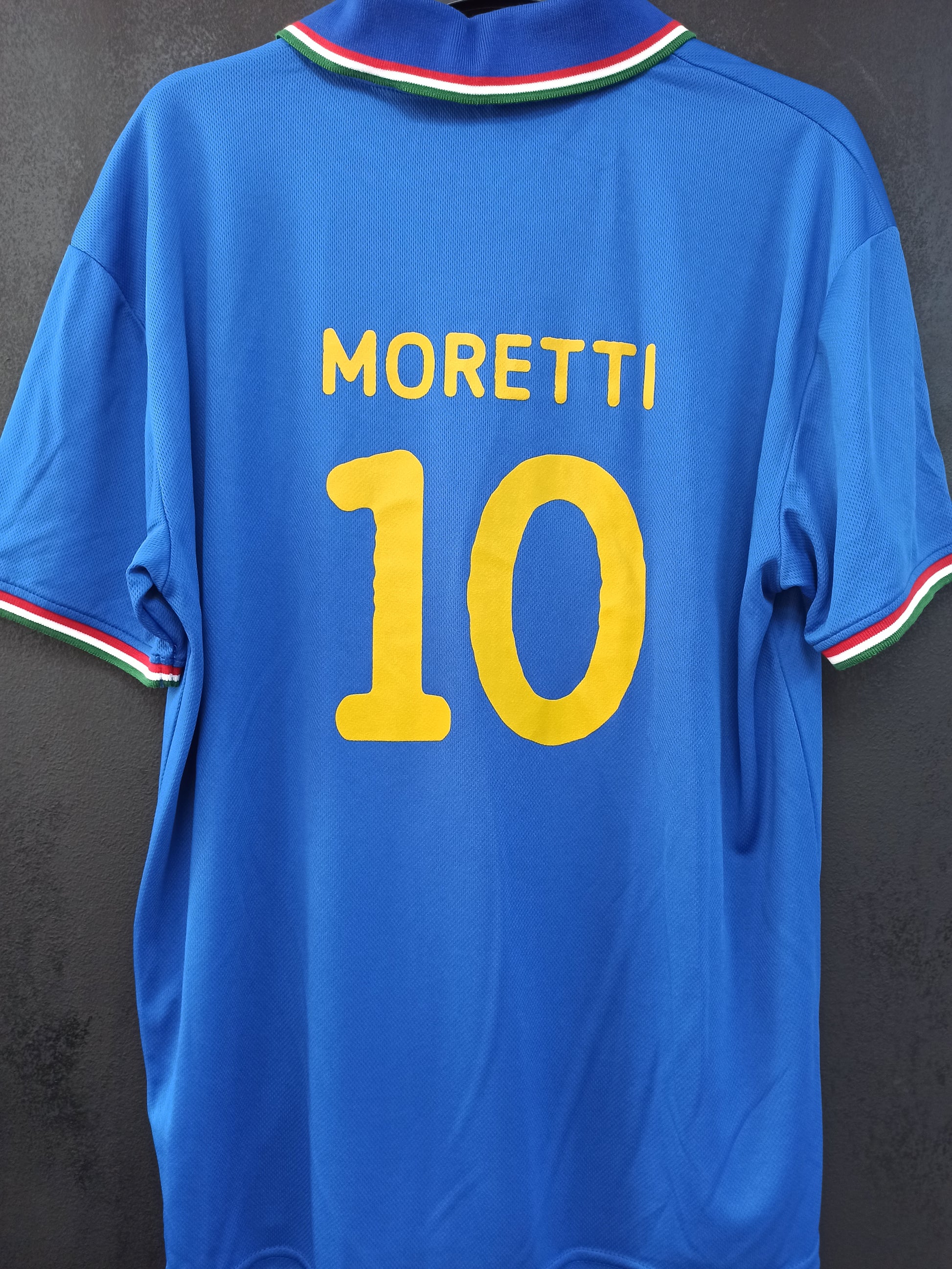 Italy 1982 Home Shirt - Classic Azzurri Jersey - Moretti Sponsor (L)