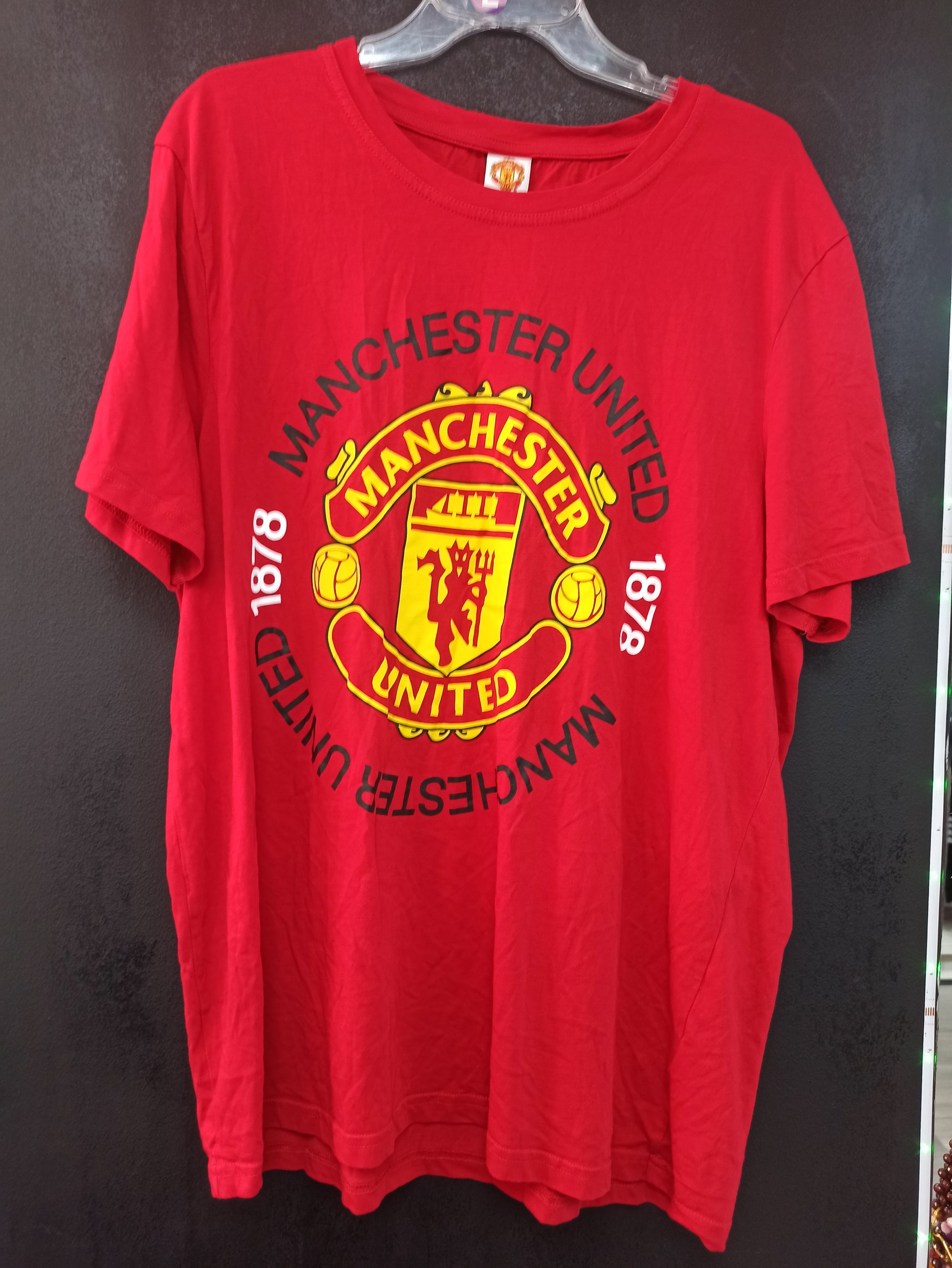 Vintage Style Manchester United Crest T-Shirt - Retro Red Devils Tee (L)