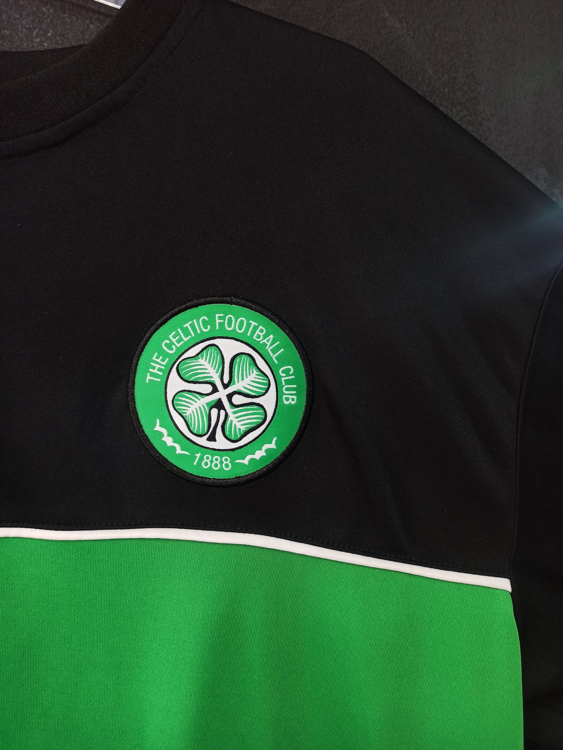 Celtic FC Black & Green Striped Jersey - Official Club Merchandise (XL)