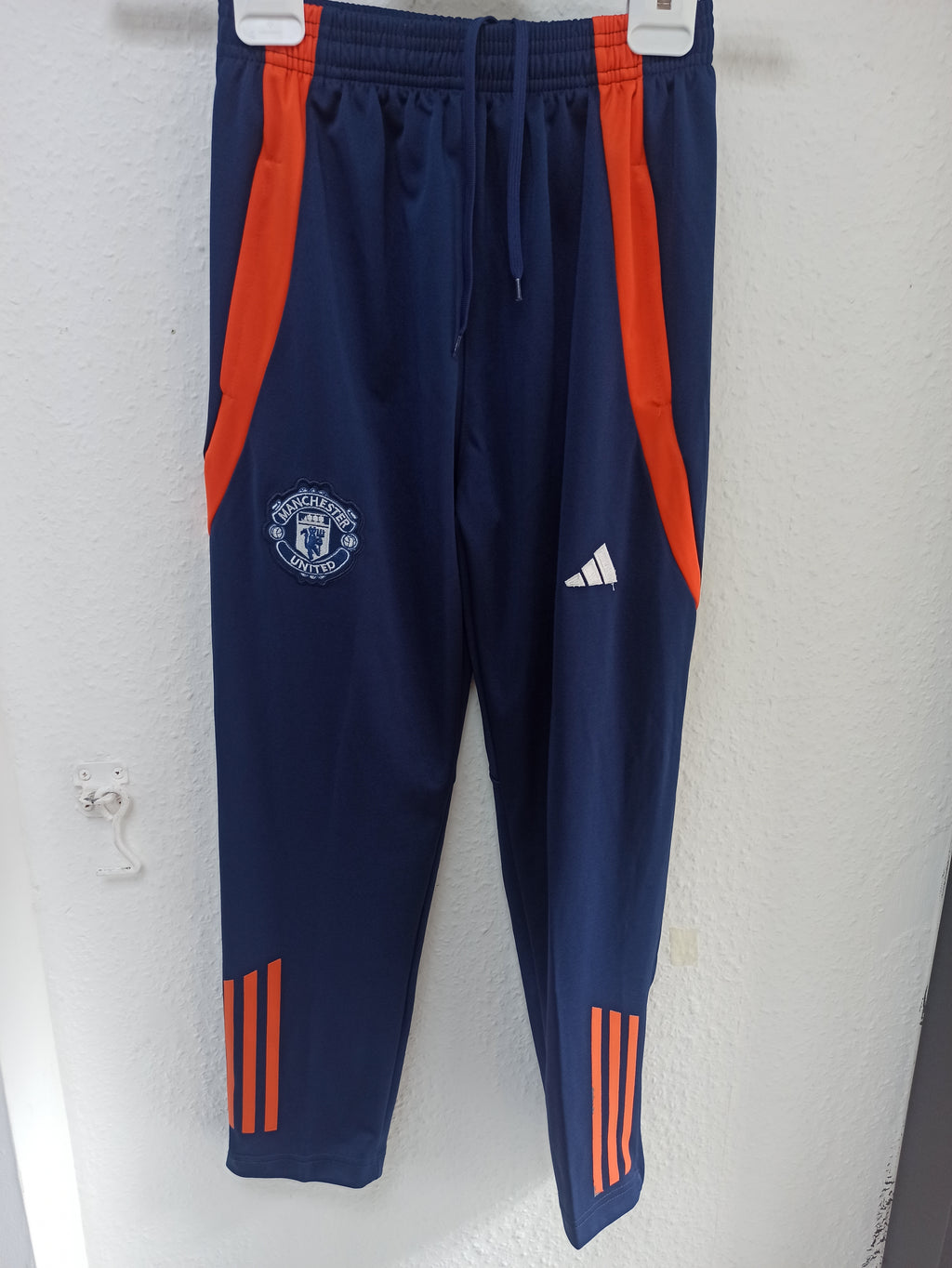 Manchester United Official Training Pants (S)