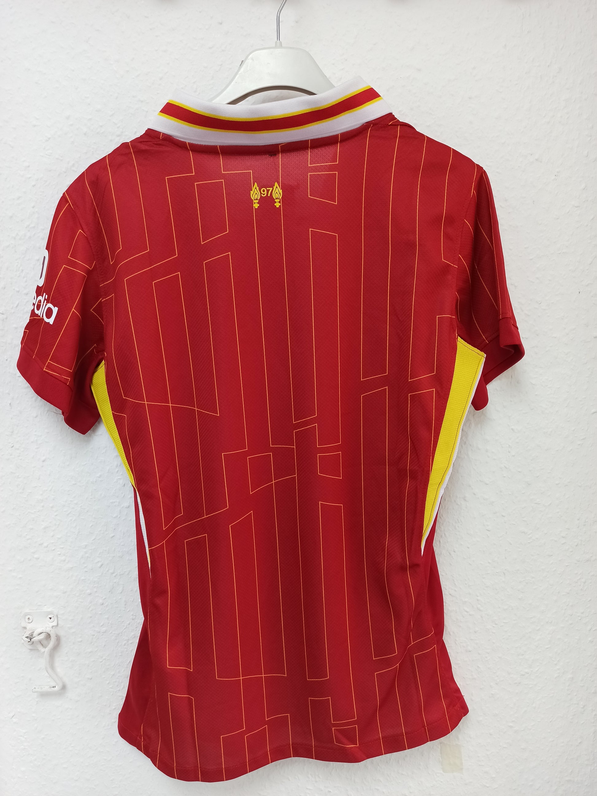 Liverpool FC 2020/21 Home Jersey - Nike Football Shirt (S - M)