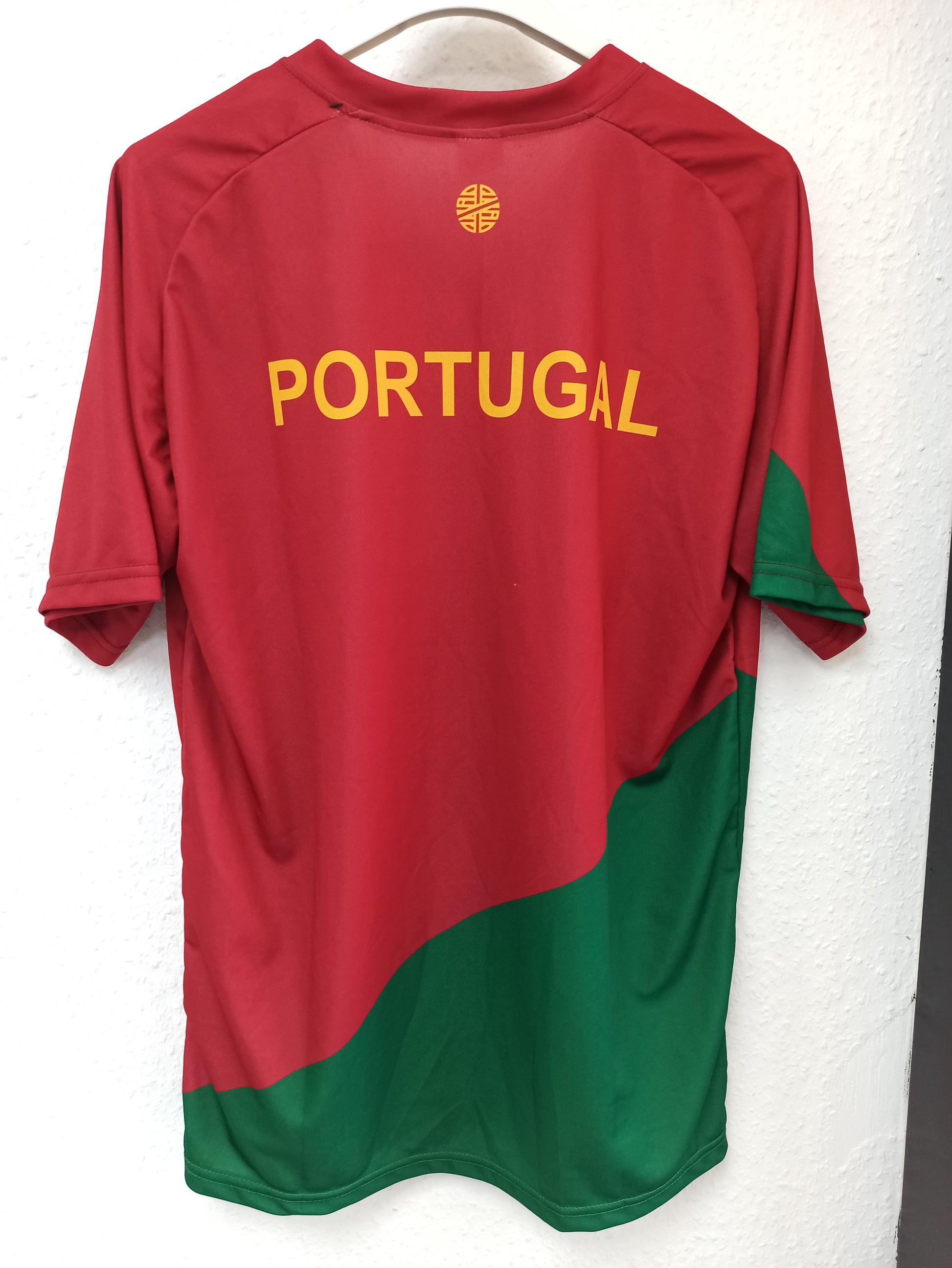 Portugal National Team Home Jersey - Vintage Style Football Shirt (M)