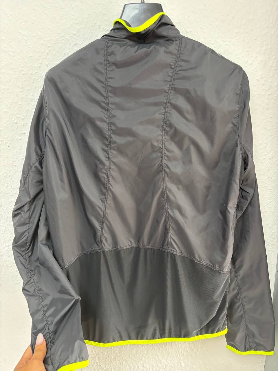 Black Lightweight Athletic Jacket with Neon Yellow Trim & White Zipper (M)