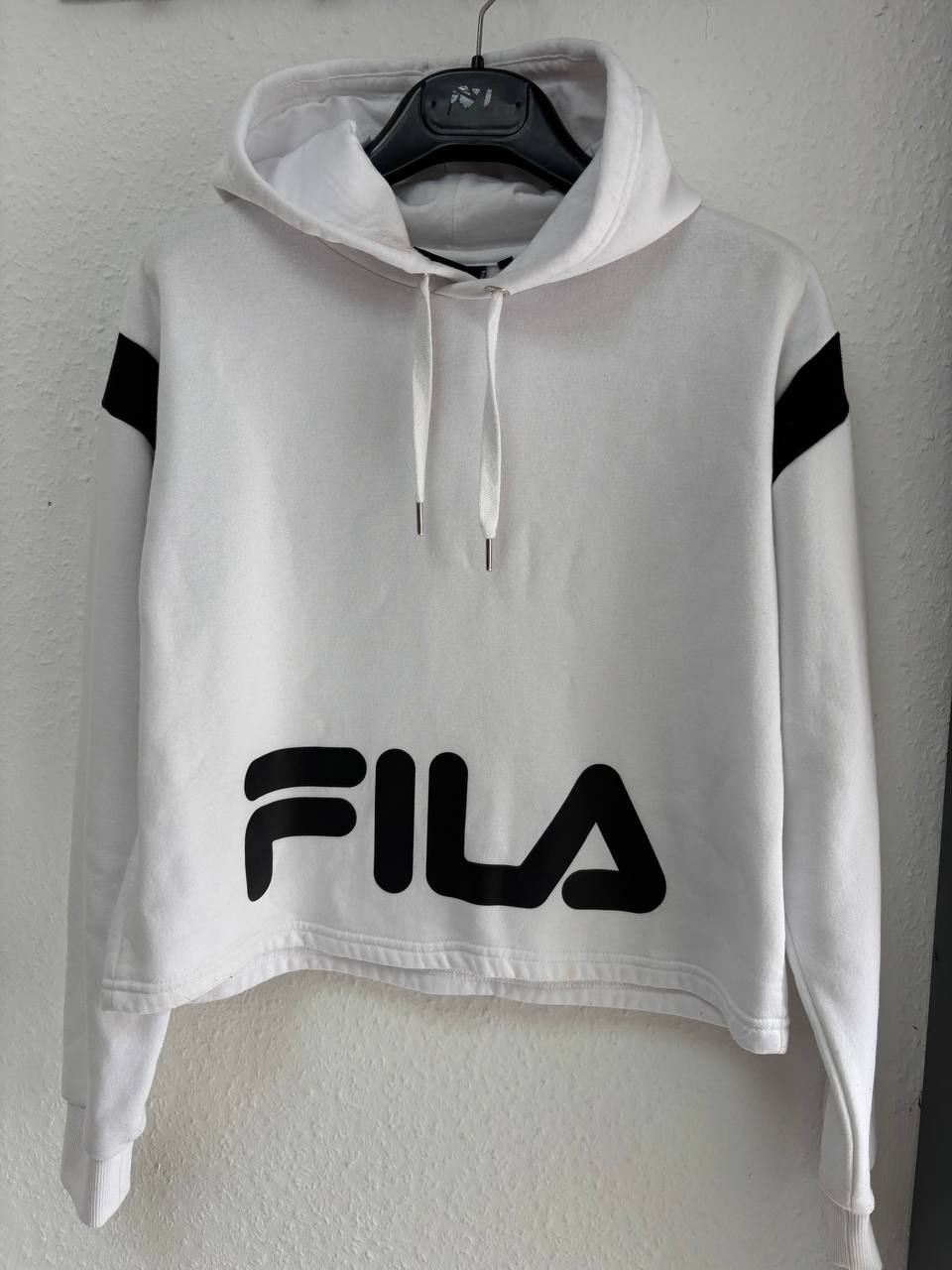 Fila White Cropped Hoodie  (S)