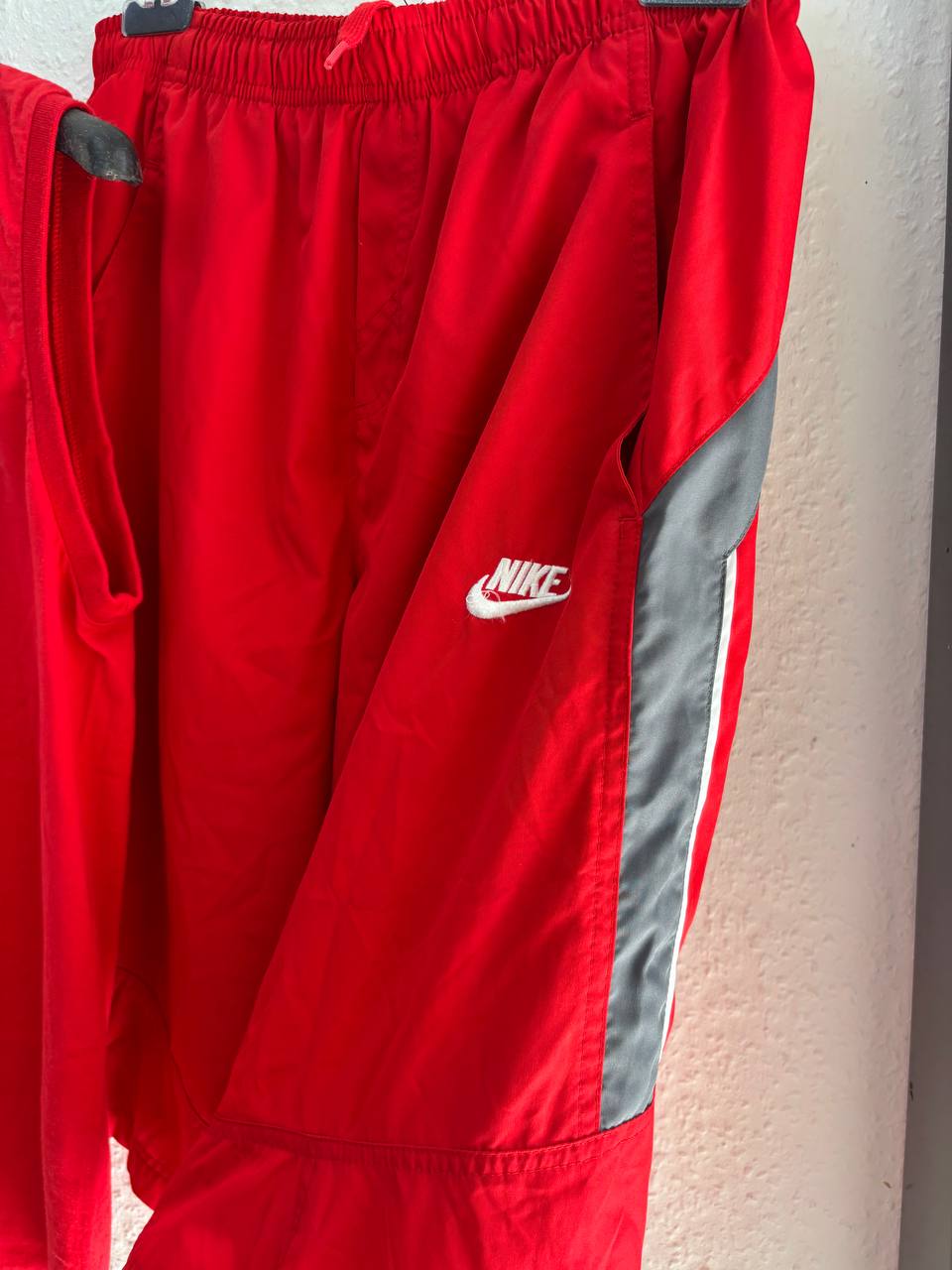 Nike Red "Just Do It" Athletic Tank Top & Shorts Set (12 - 14 Years)