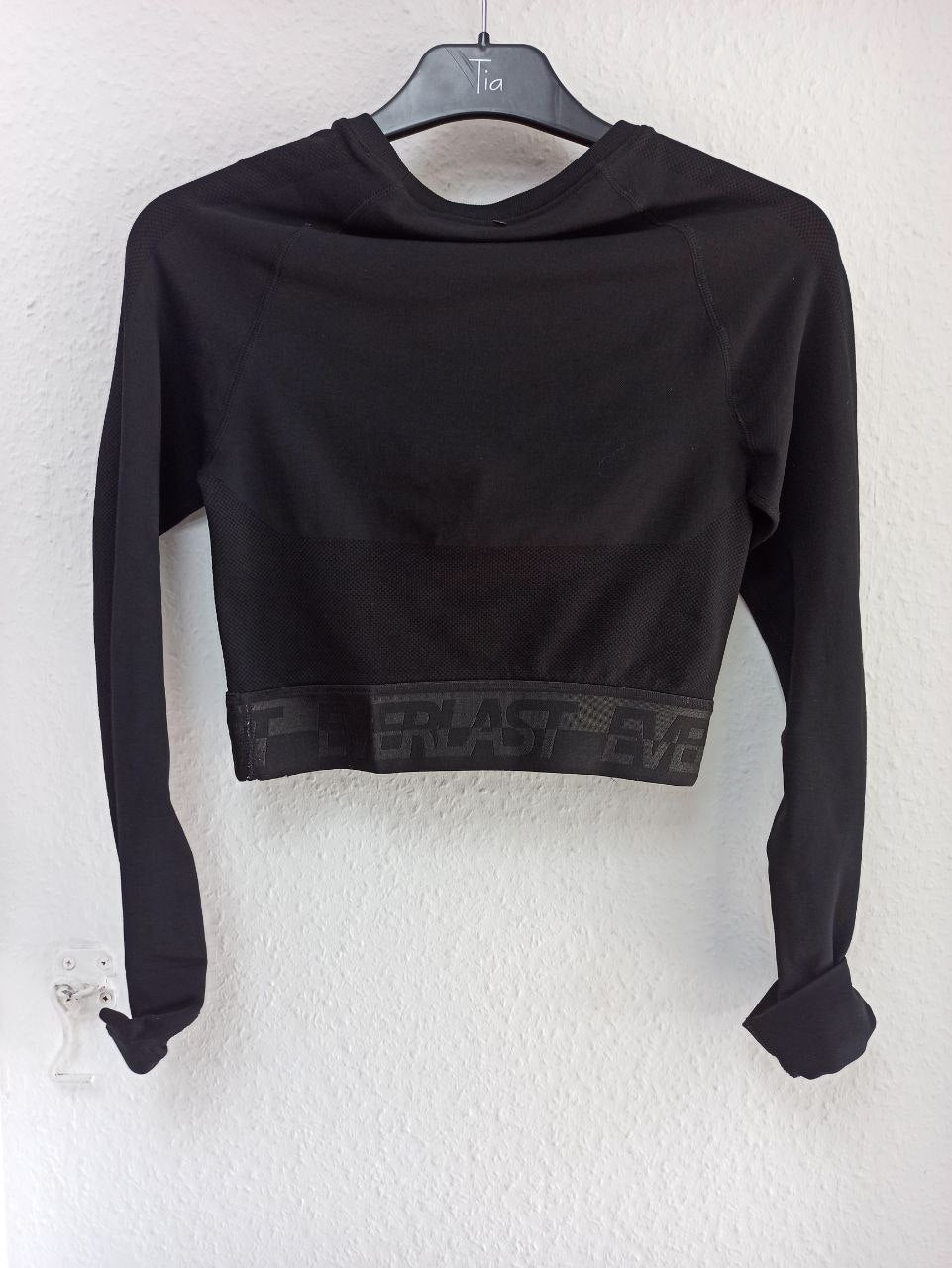 Everlast Long Sleeve Crop Top (M)