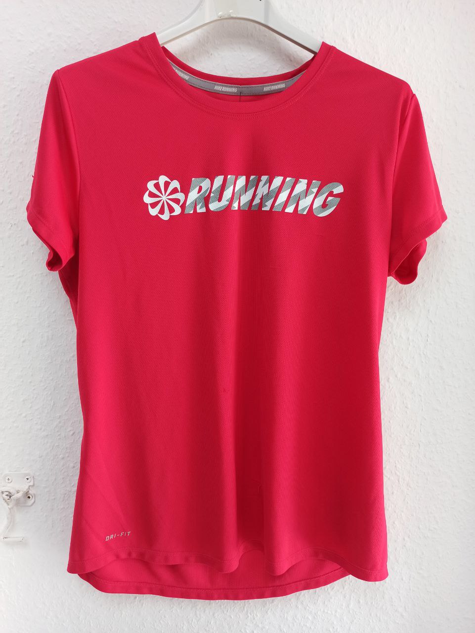 Nike Dri-FIT "Running" Graphic T-Shirt (M - L)