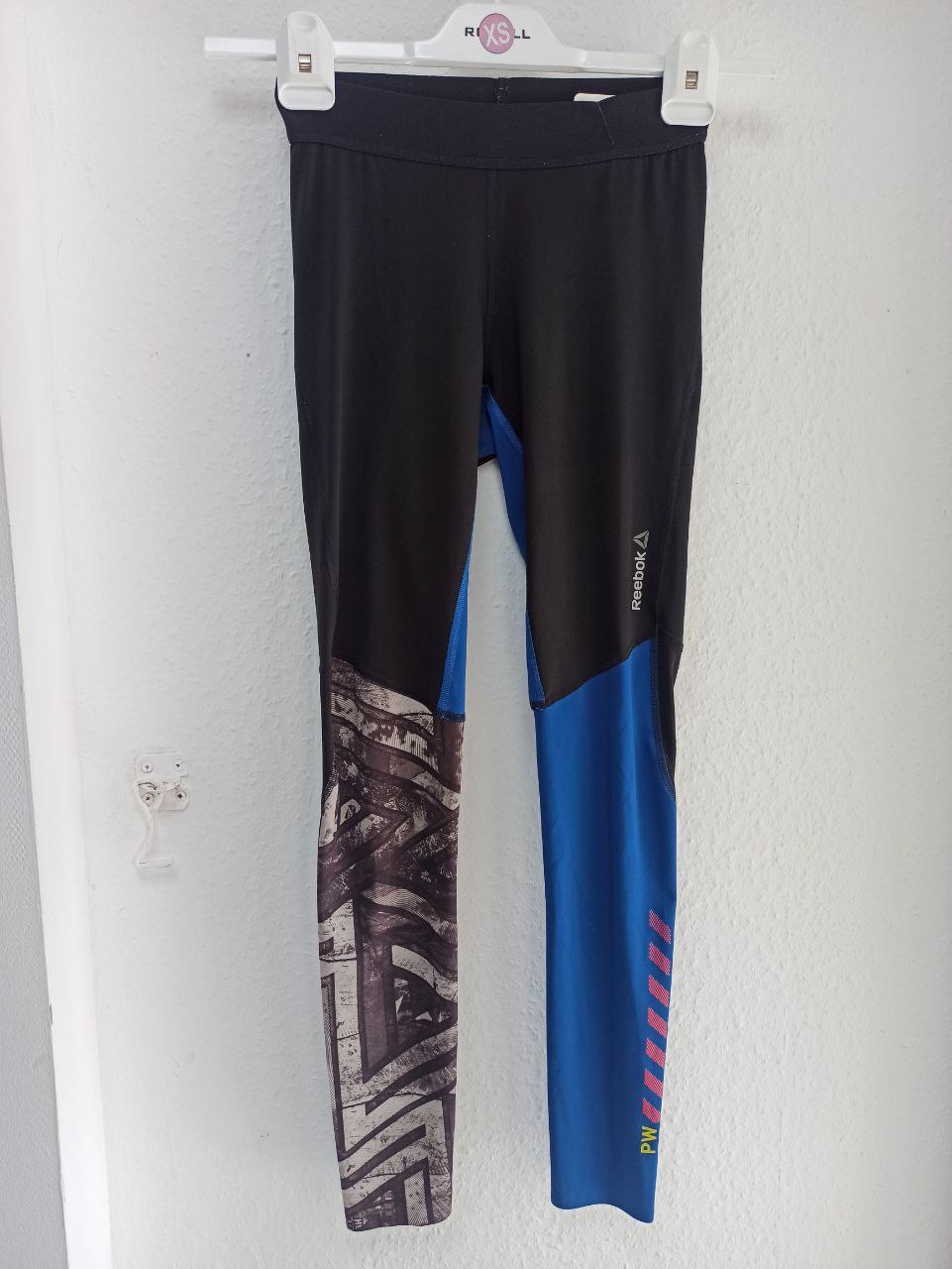 Reebook Playice Mixed-Panel Athletic Leggings (XS - S)