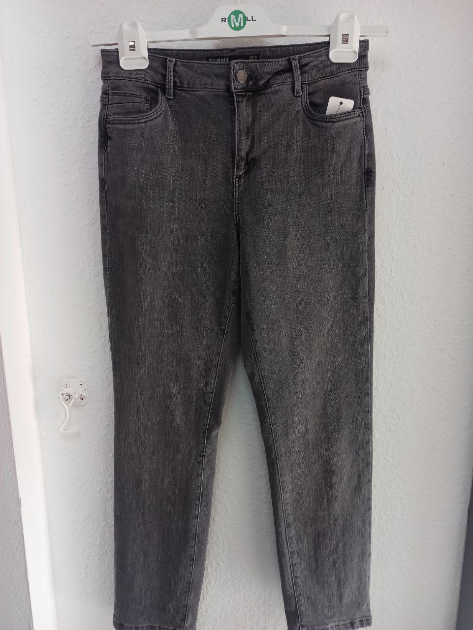 Dark Grey Wash Slim / Straight Leg Jeans (M) 10
