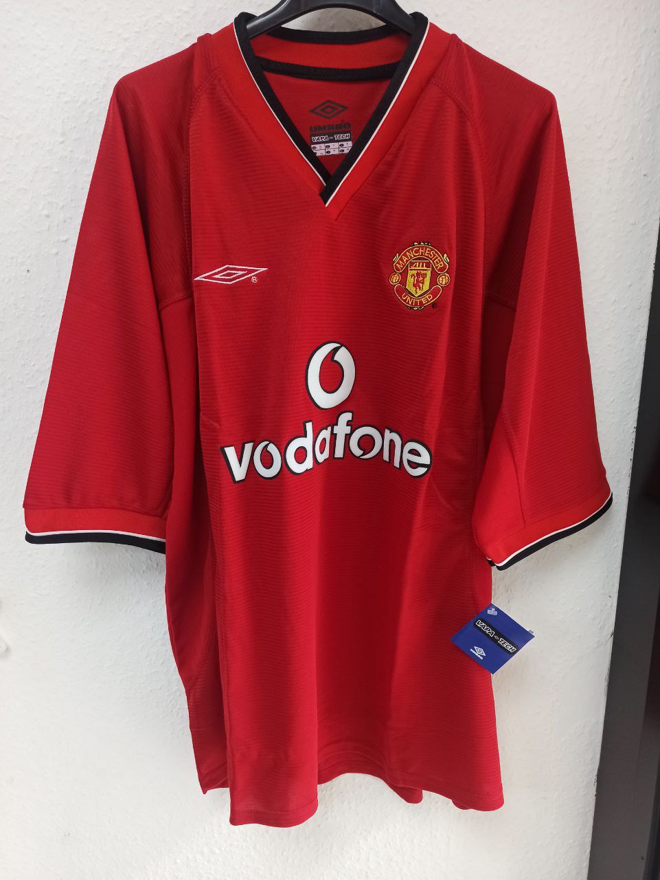 Manchester United 2000-2002 Home Jersey  (XL)