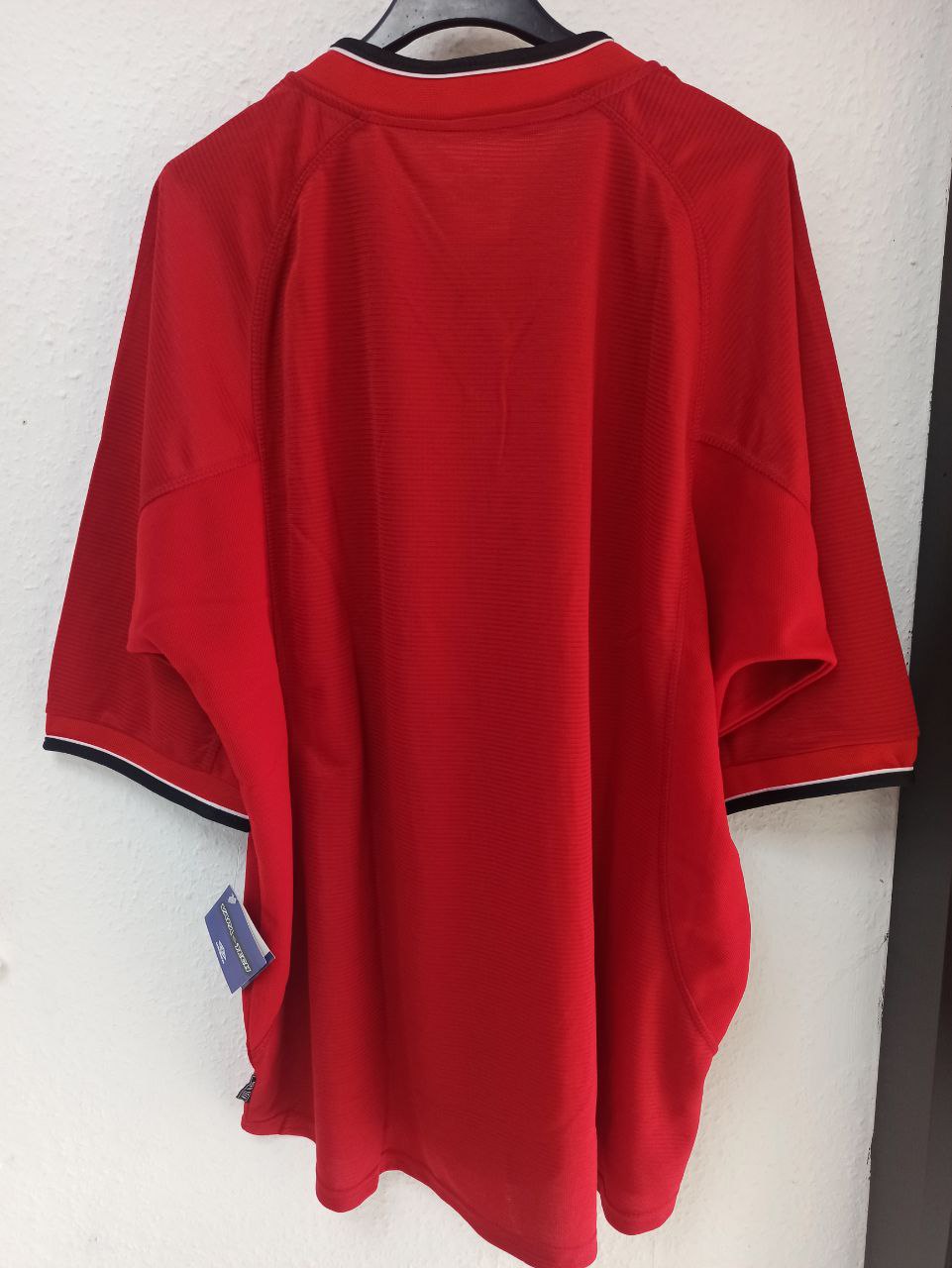 Manchester United 2000-2002 Home Jersey  (XL)