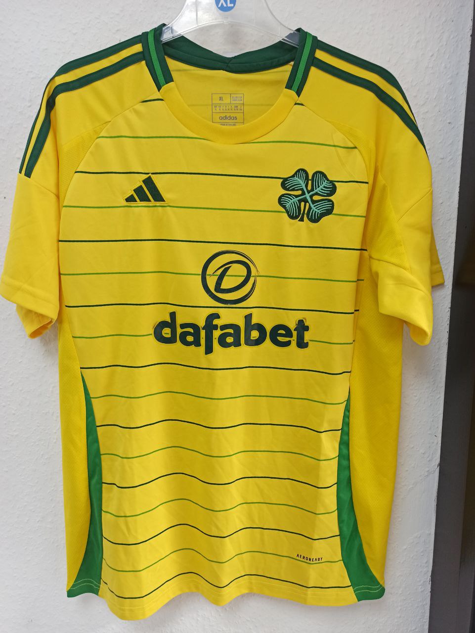 Celtic FC 2021/22 Away Jersey (XL)