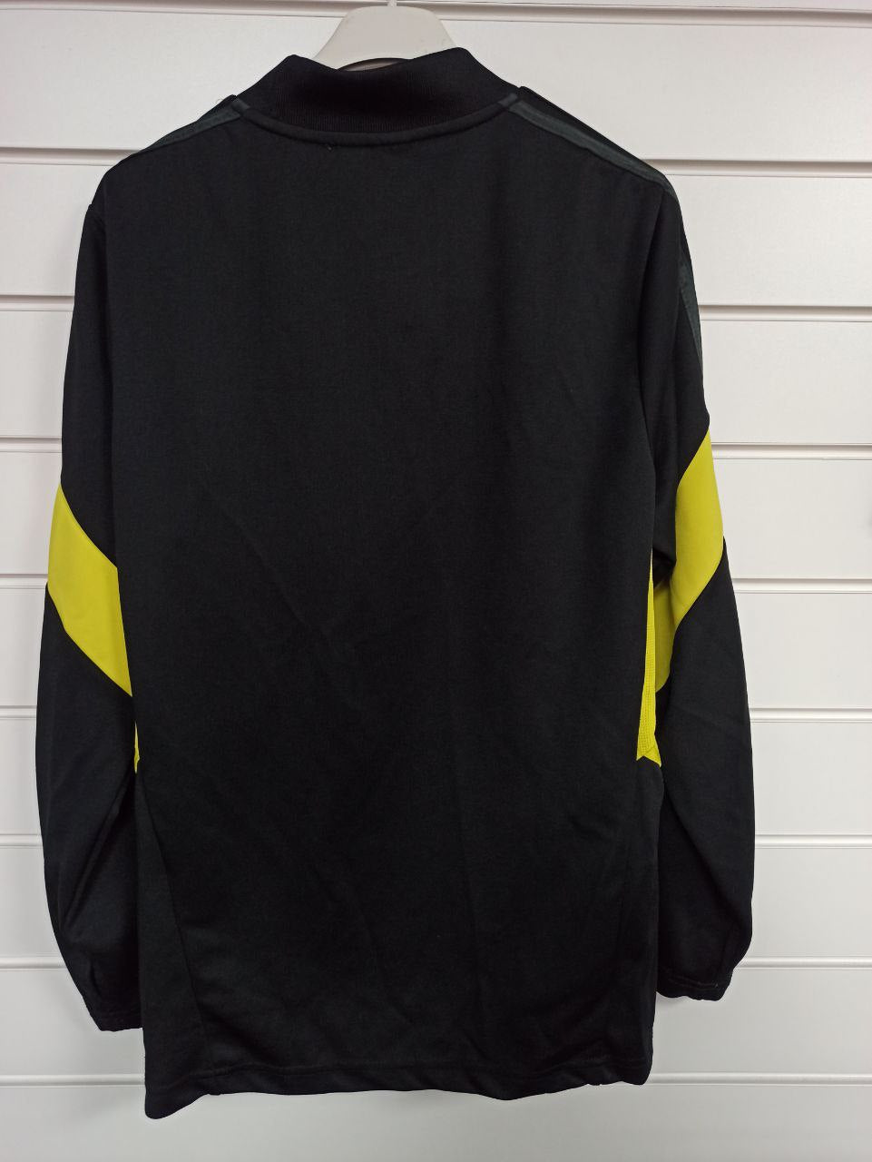 Manchester United Black/Yellow Training Top - Long Sleeve (S)