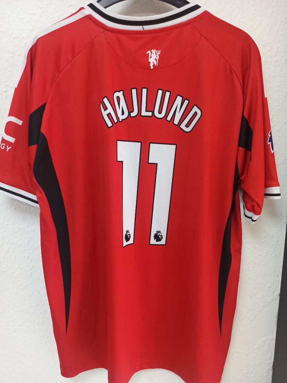 Manchester United 2023/24 Home Jersey - Rasmus Højlund #11 (L)