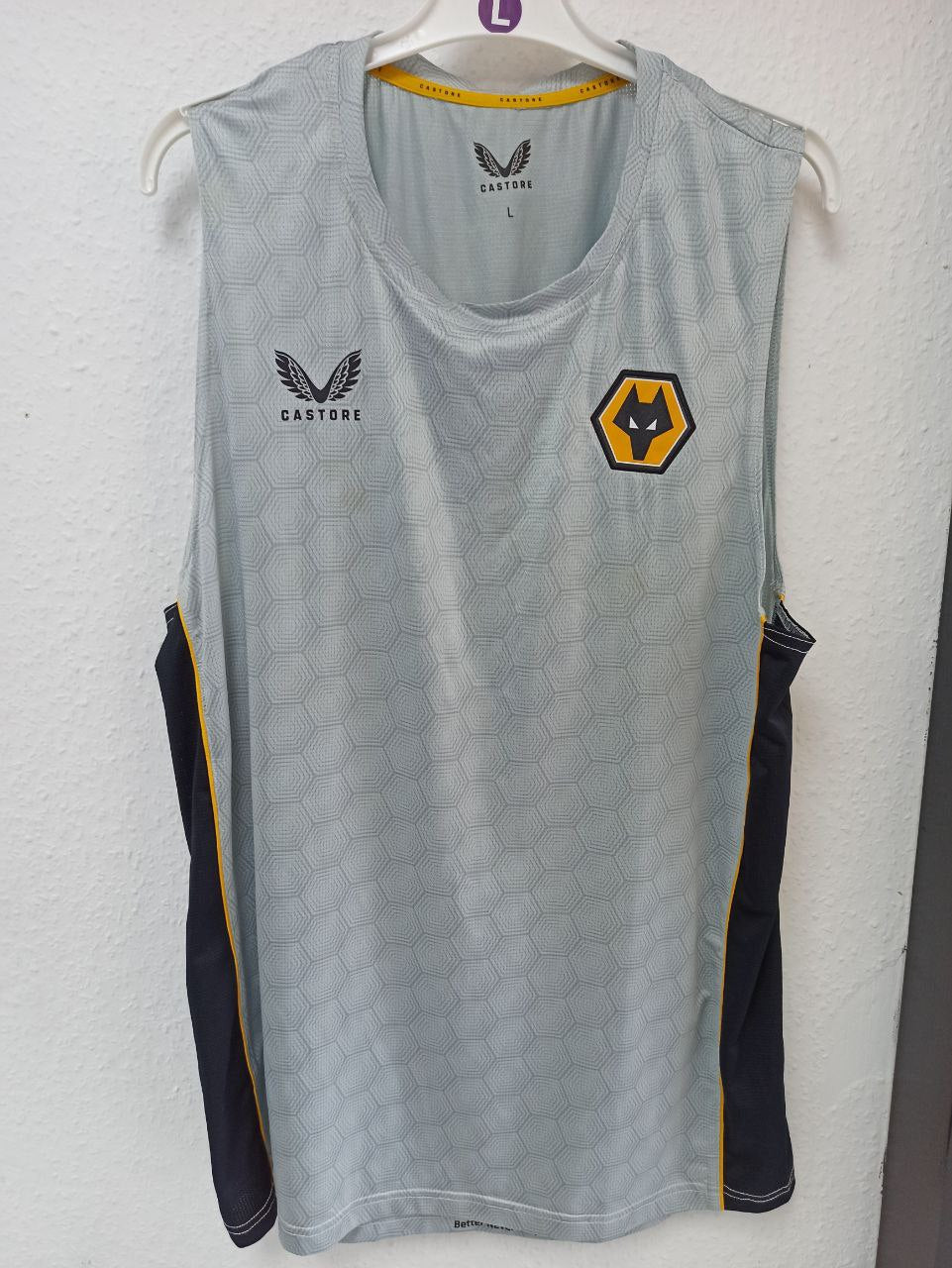 Wolves F.C. Castore Training Vest (L)