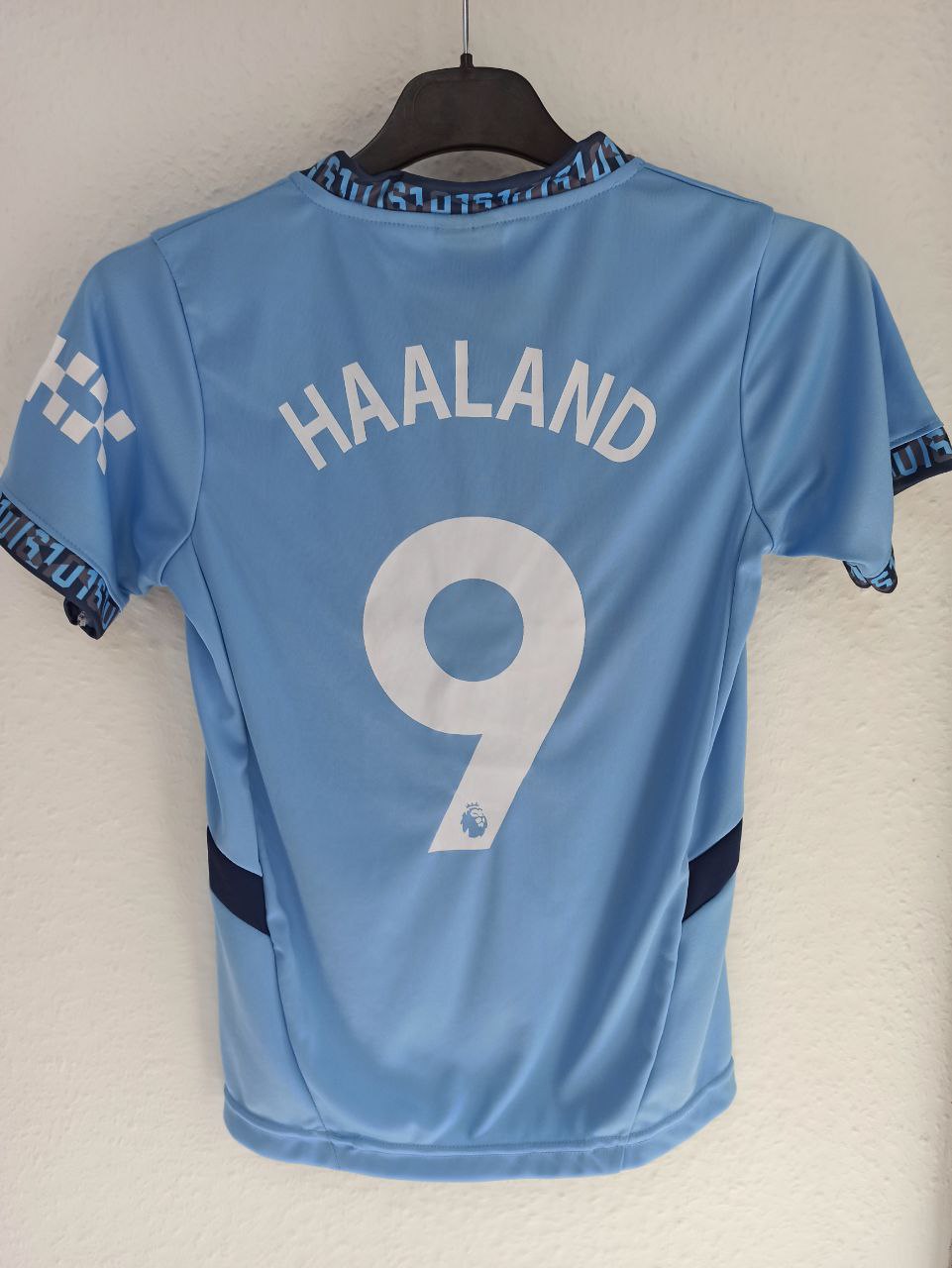 Erling Haaland Manchester City Home Kit - Light Blue #9 (5 - 6 Years)