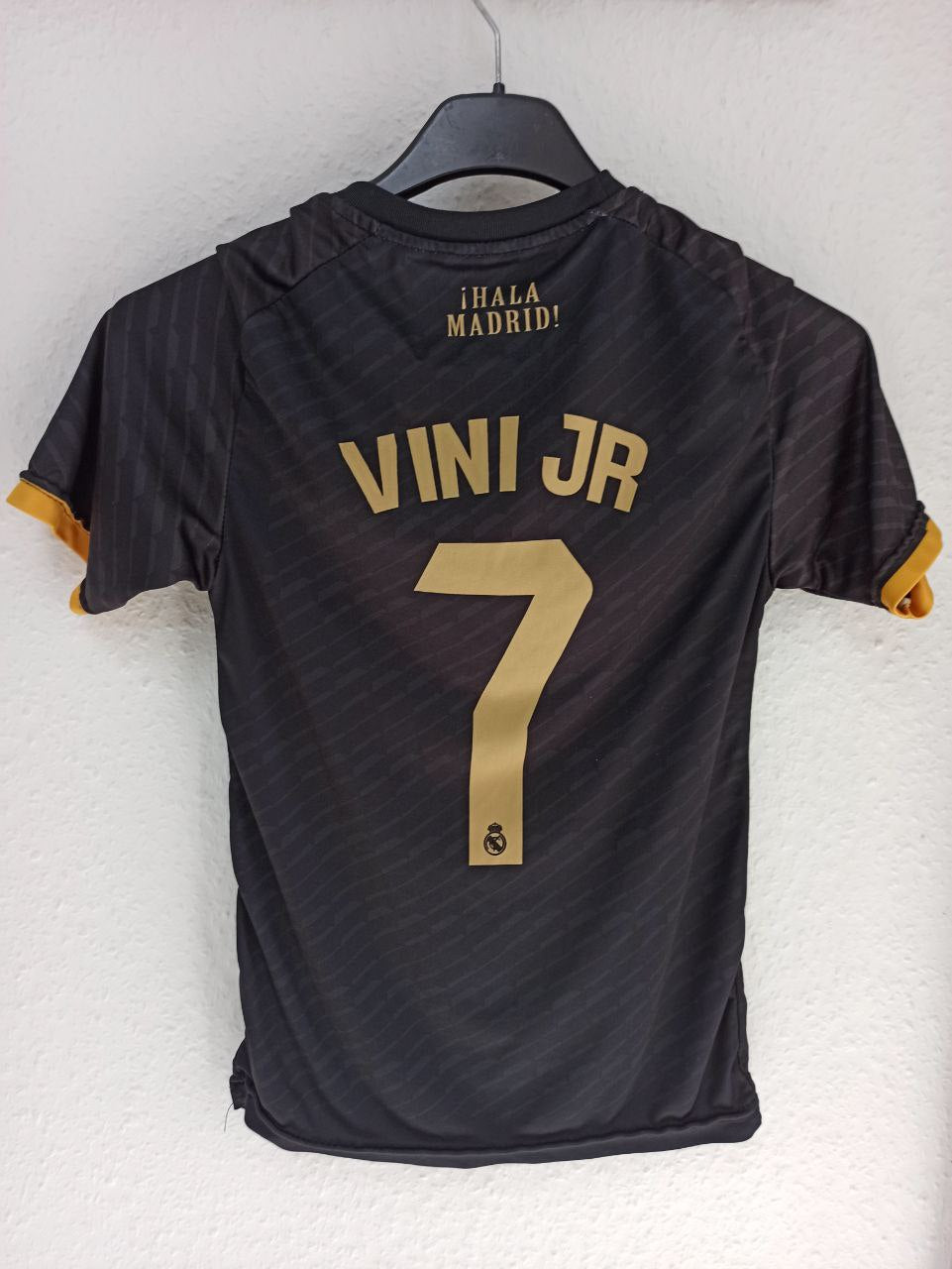 Vinícius Júnior Real Madrid Away Kit - Black/Gold #7 (7 - 8 Years)