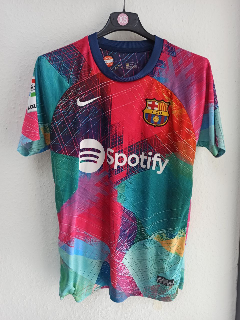 FC Barcelona Fourth Kit Robert Lewandowski #9 2022/23 (14 -15 Years)