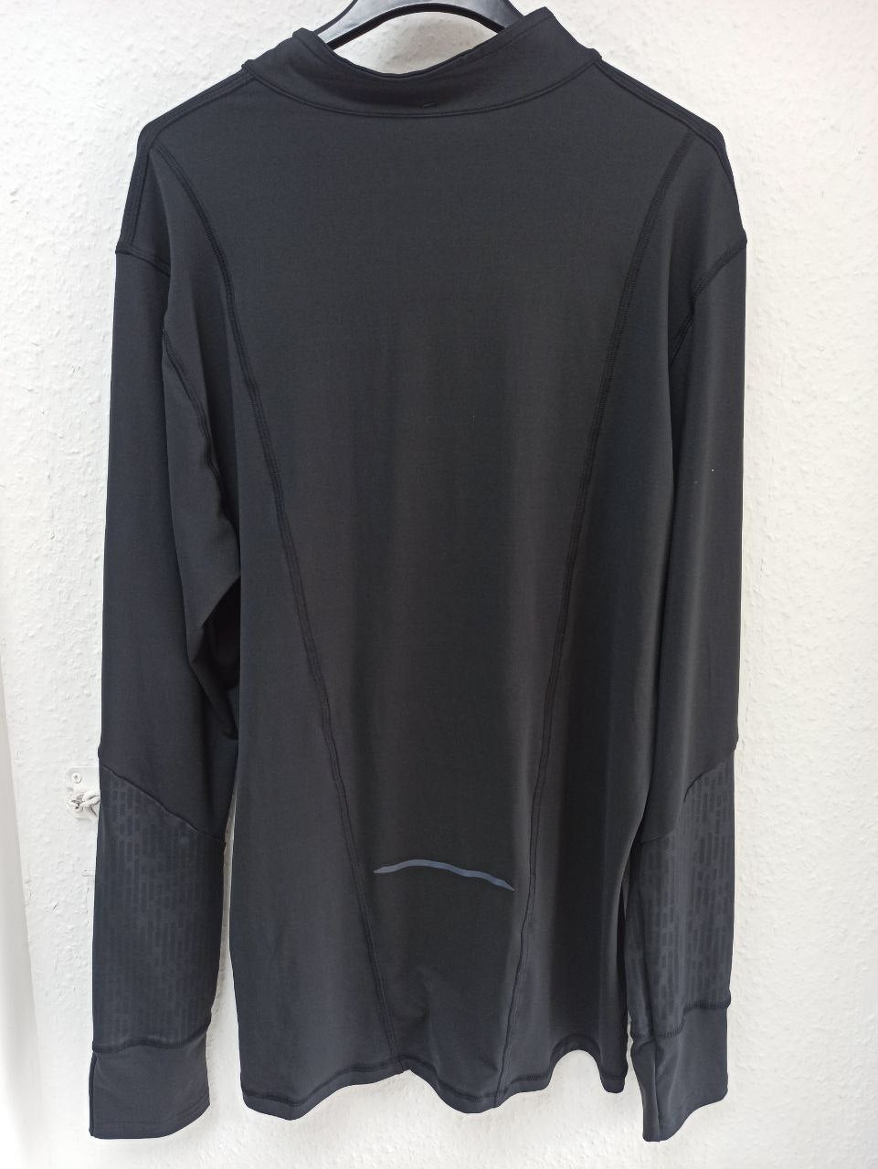 Reebok Men's Quarter Zip Training Top - Black (L)