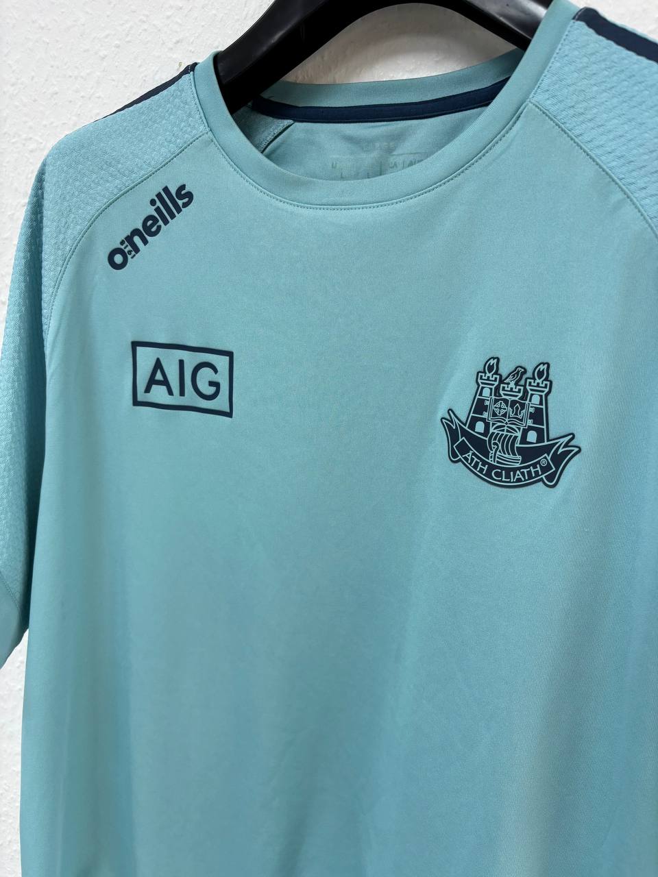 Dublin GAA O'Neills Training Top - Official Club Apparel (L)