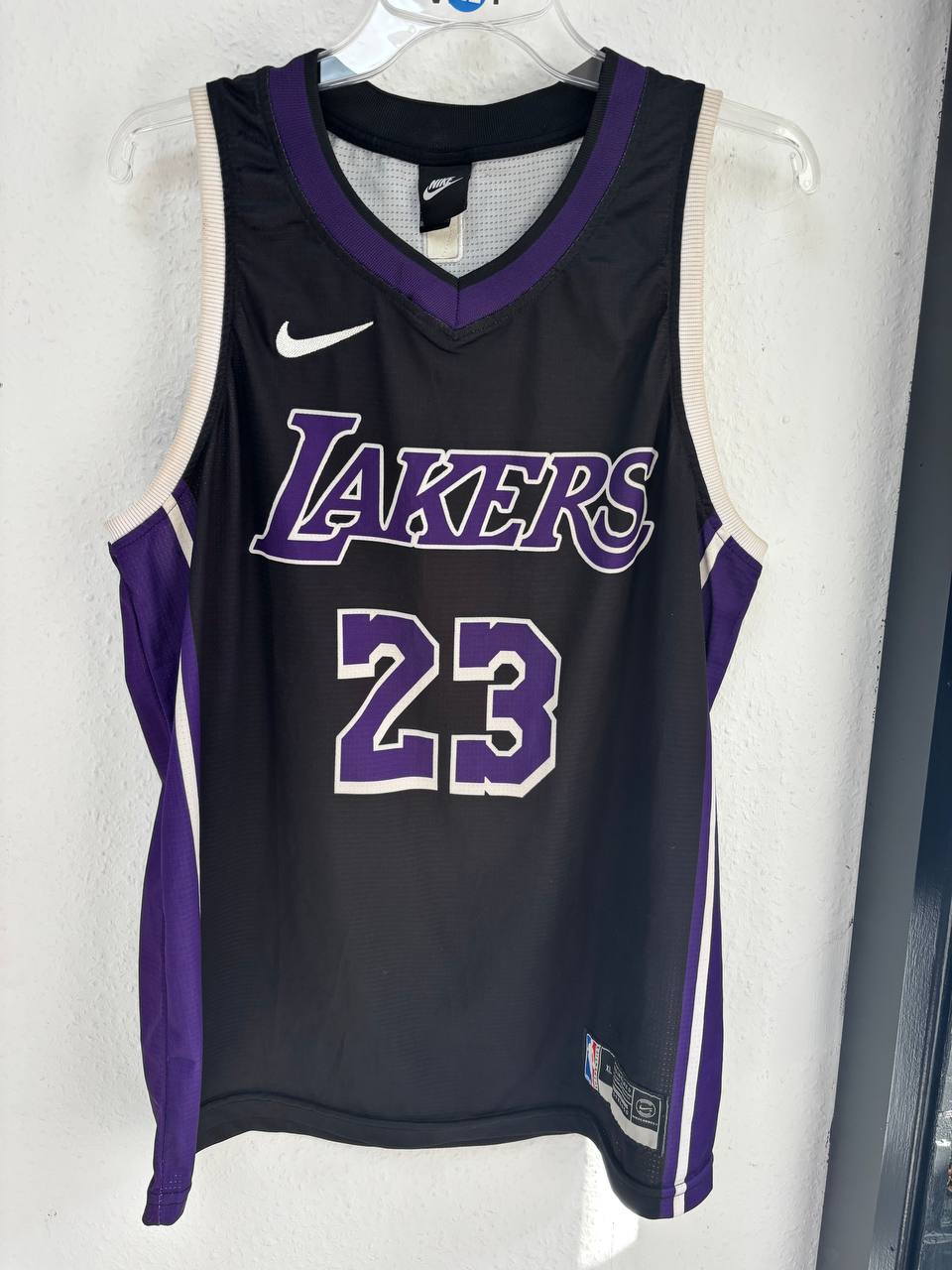 Nike Los Angeles Lakers LeBron James Black & Purple Statement Jersey #23 (XL)