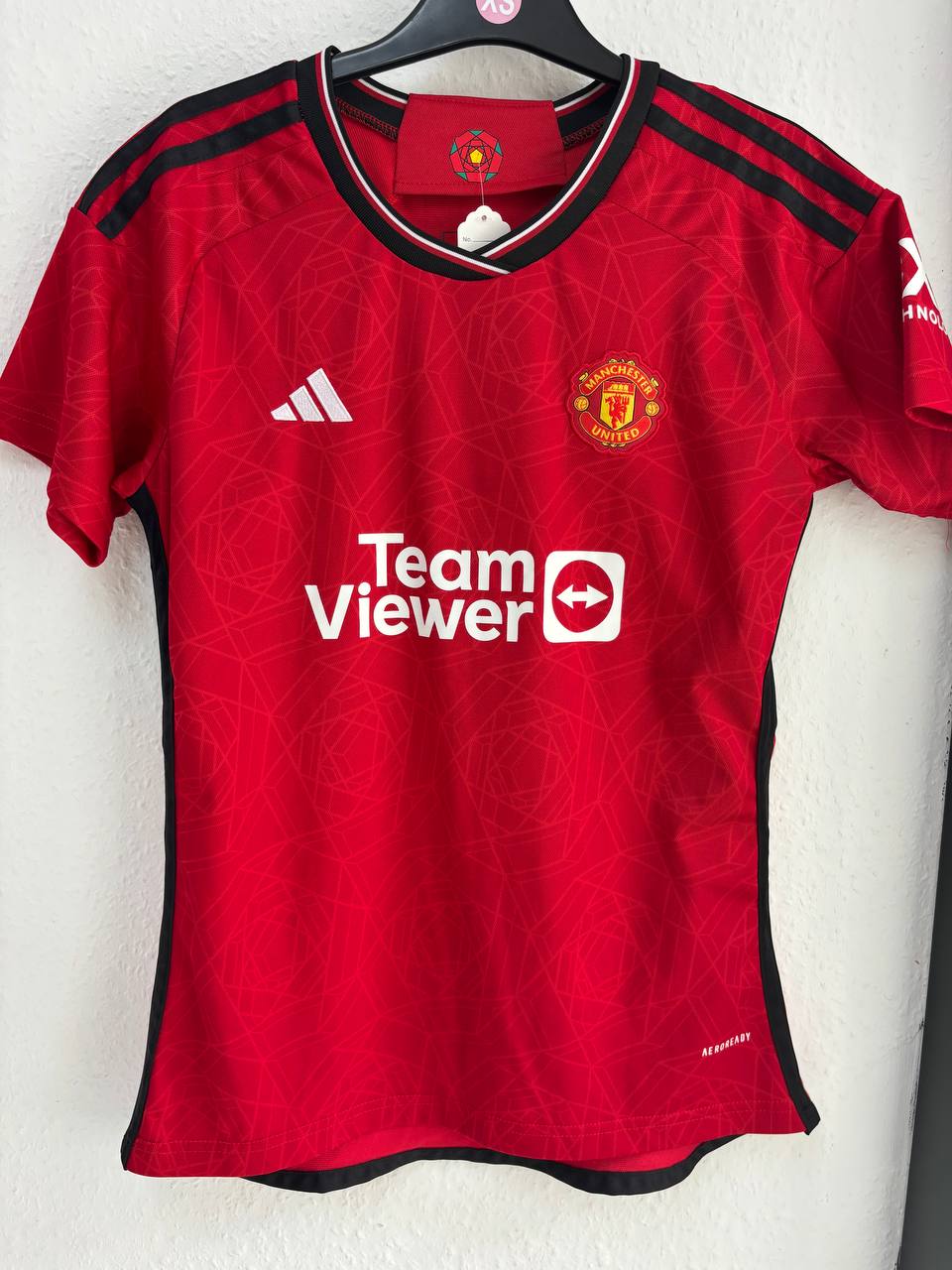 Manchester United 2021-22 Home Jersey (XS)