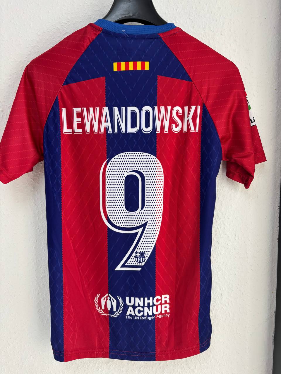 FC Barcelona 2022-23 Home Shirt - LEWANDOWSKI #9  (11 - 13 Years) (XS)