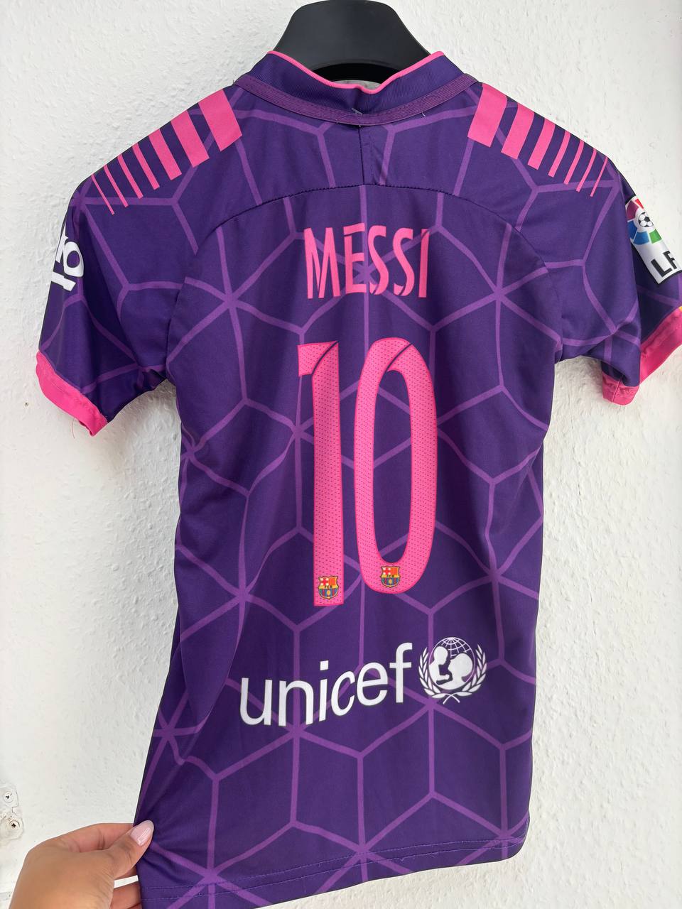 FC Barcelona 2016/17 Third Kit Jersey – Purple/Pink Lionel Messi #10  (10 - 12 years)