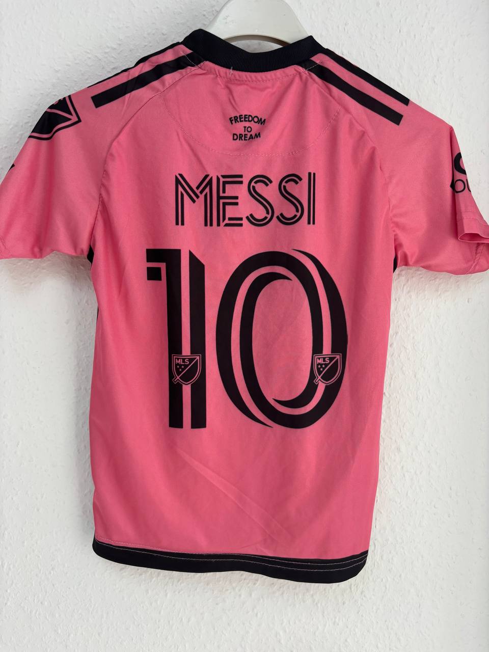 Inter Miami CF 2024 Home Jersey – Signature Pink Lionel Messi #10 (3 - 5 Years)