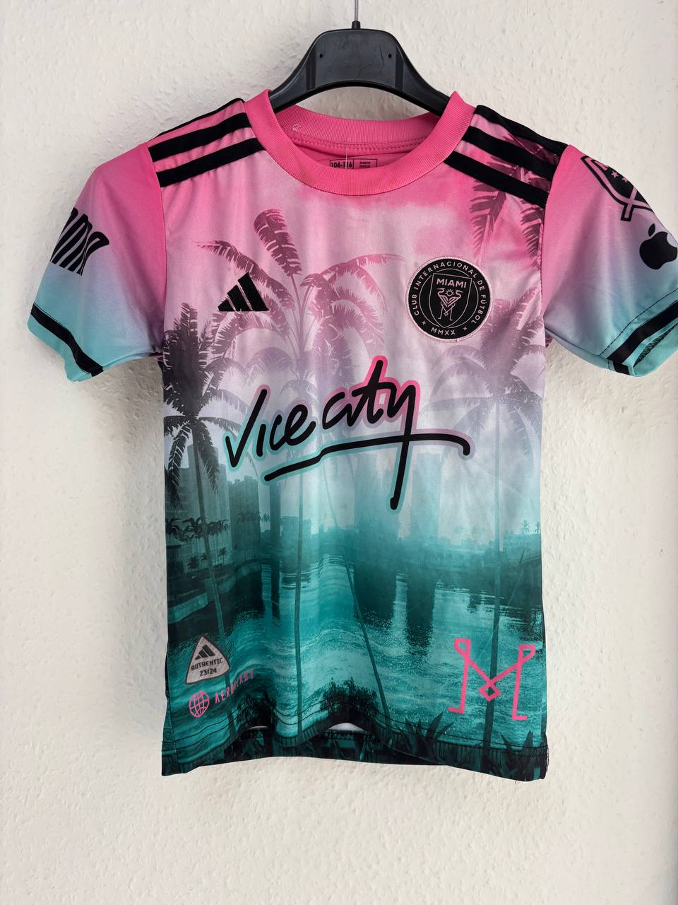 Inter Miami CF Messi #10 'Vice City' Limited Edition Gradient Jersey (3 - 5 Years)