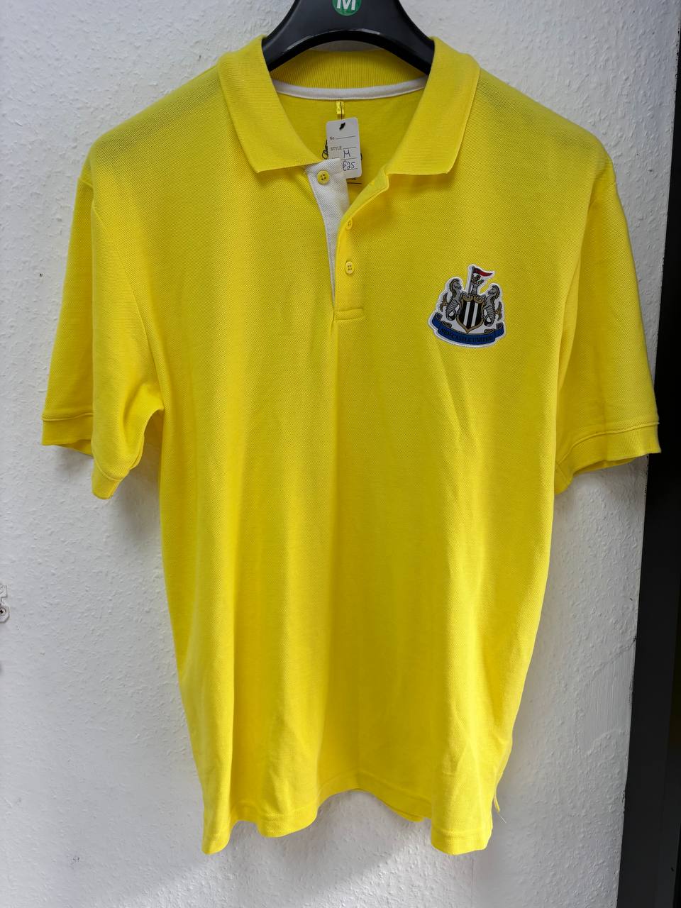 Newcastle United FC Yellow Polo Shirt Casual Magpies Crest Top (M)