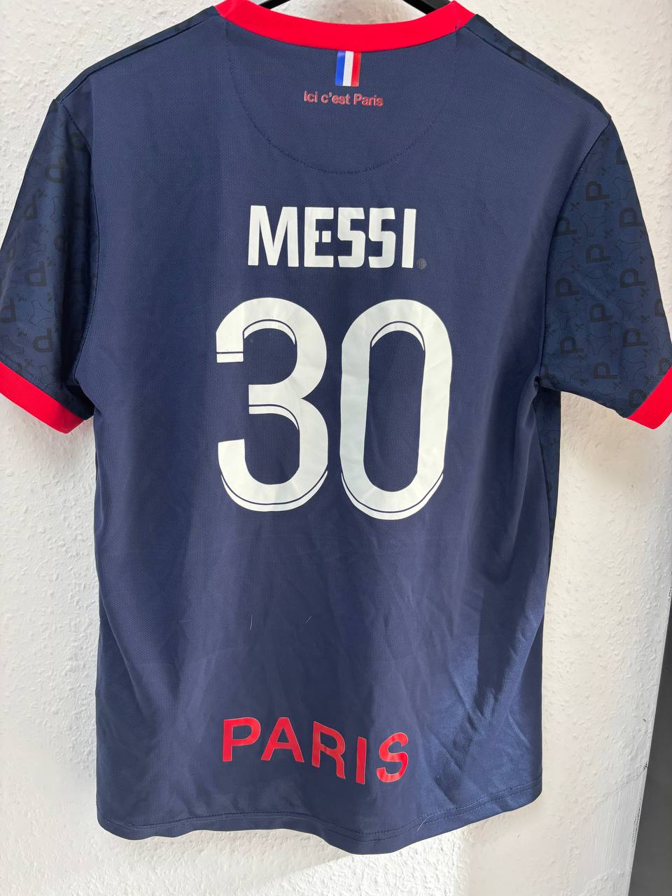 Iconic PSG 2021/22 Away Kit - Lionel Messi #30 (XS)