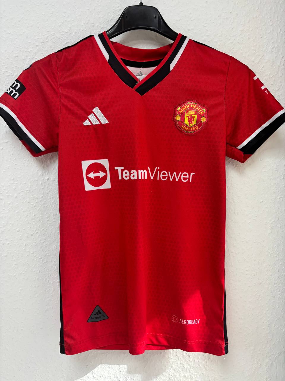 Kids' Manchester United Home Football Jersey (6 - 8 Years)