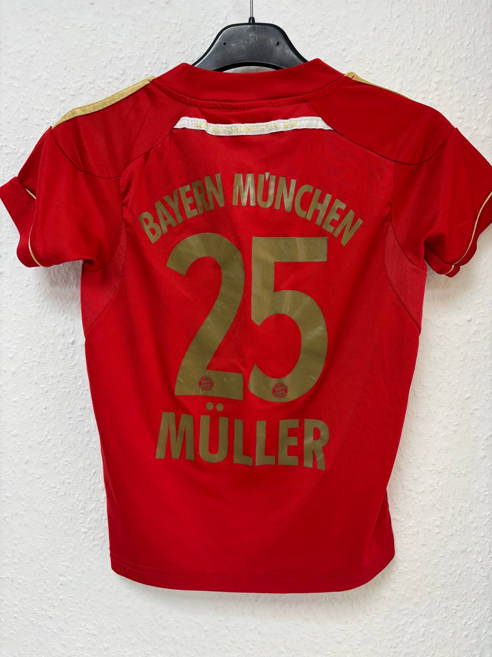 FC Bayern Munich Thomas Müller #25 Home Jersey  (3 - 5 Years)