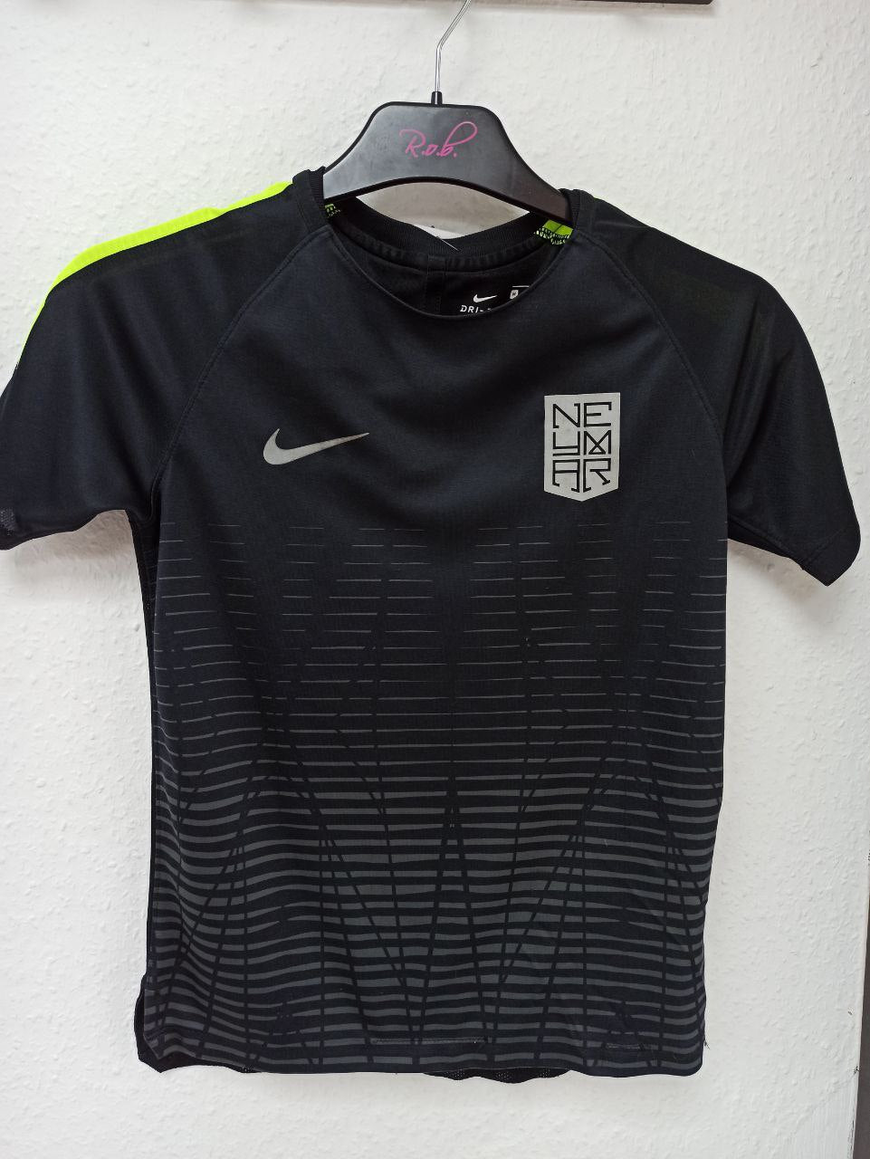 Neymar Jr. Signature Training Top  (8 - 10 Years)