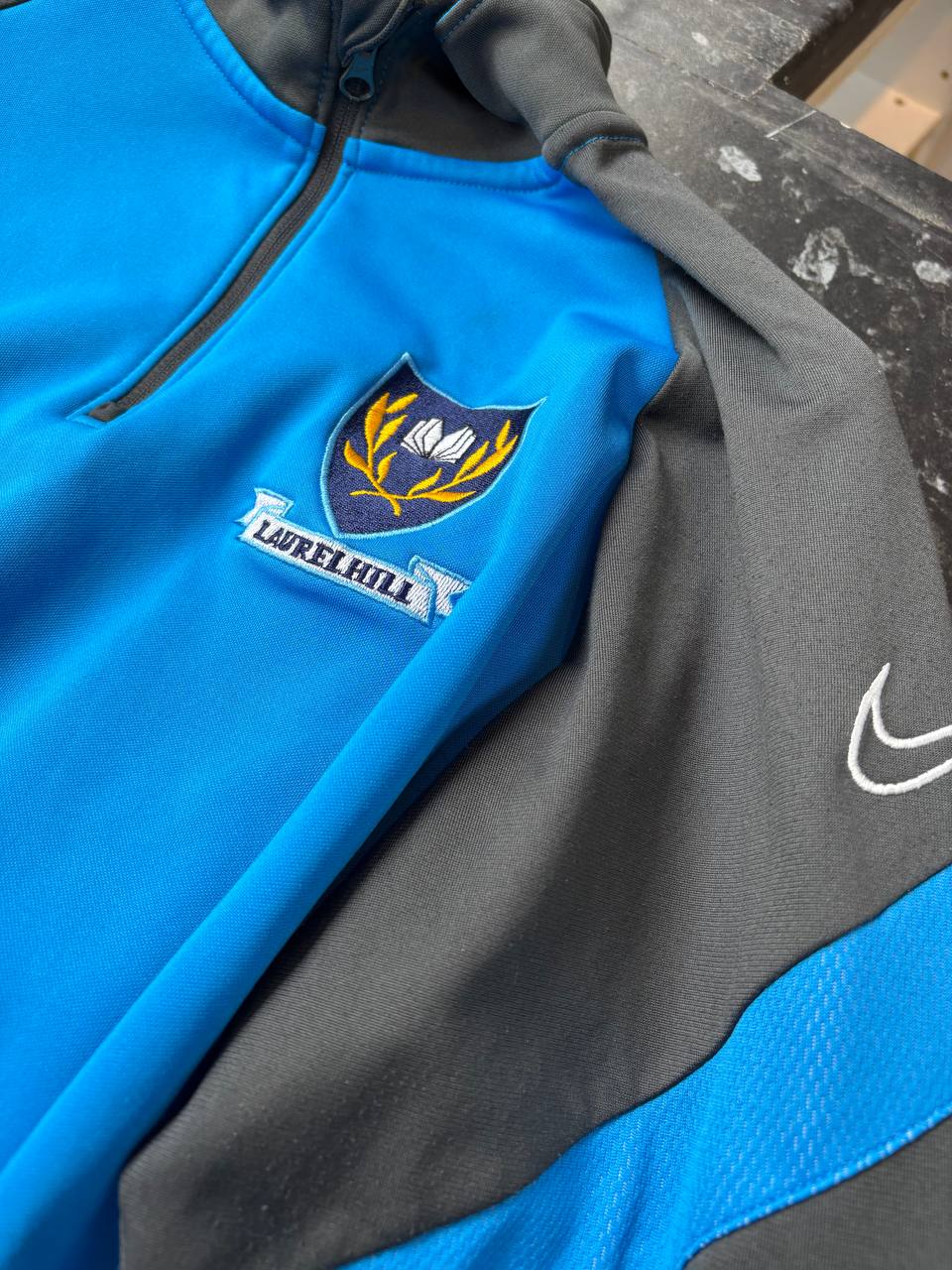 Laurel Hill Community School Nike Dri-FIT Quarter-Zip Training Top (XS - S)