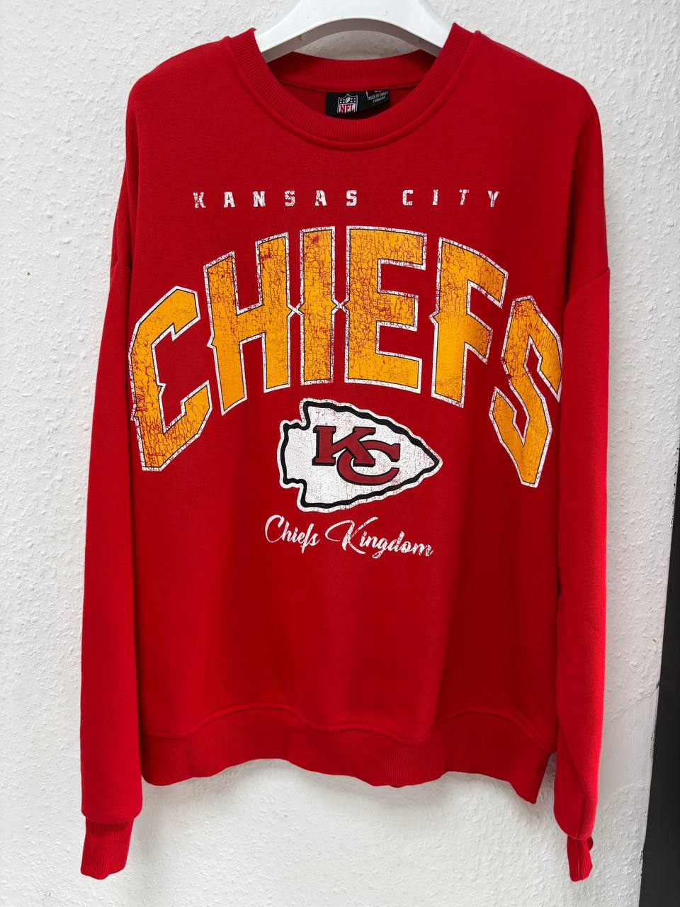 Kansas City Chiefs Red Vintage Style Pullover Sweatshirt | NFL 'Chiefs Kingdom' Fanwear (XS)