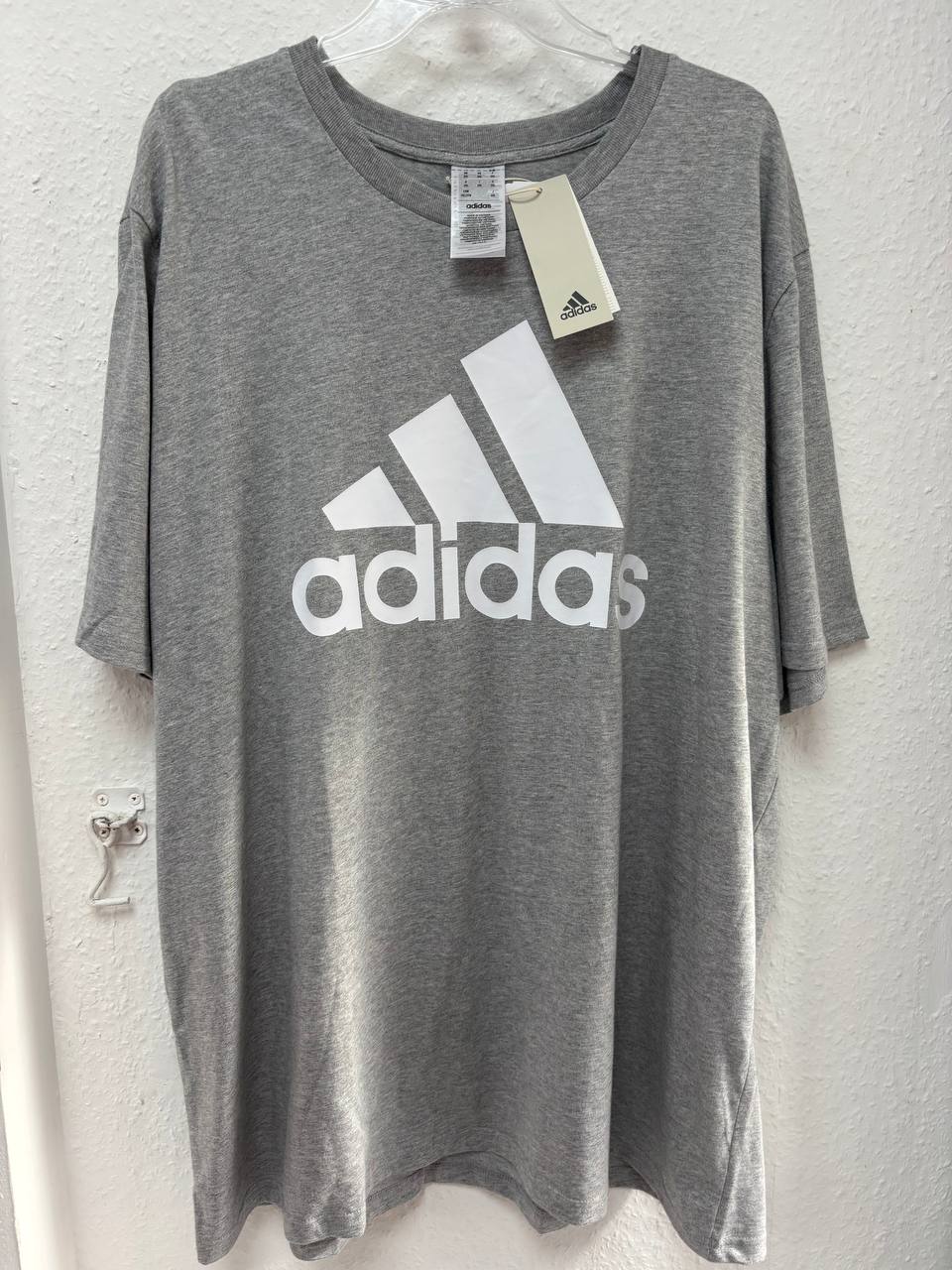 Adidas Men's Grey Heather T-Shirt | Bold White Badge of Sport Logo Tee (2XL)
