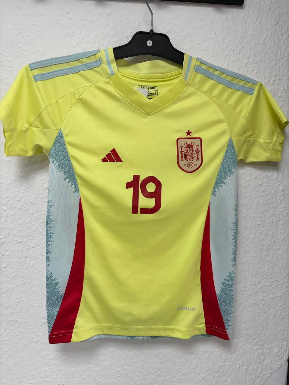 Spain Away/Third Jersey - Lamine Yamal #19 - Youthful Yellow Kit (7 - 9 Years)