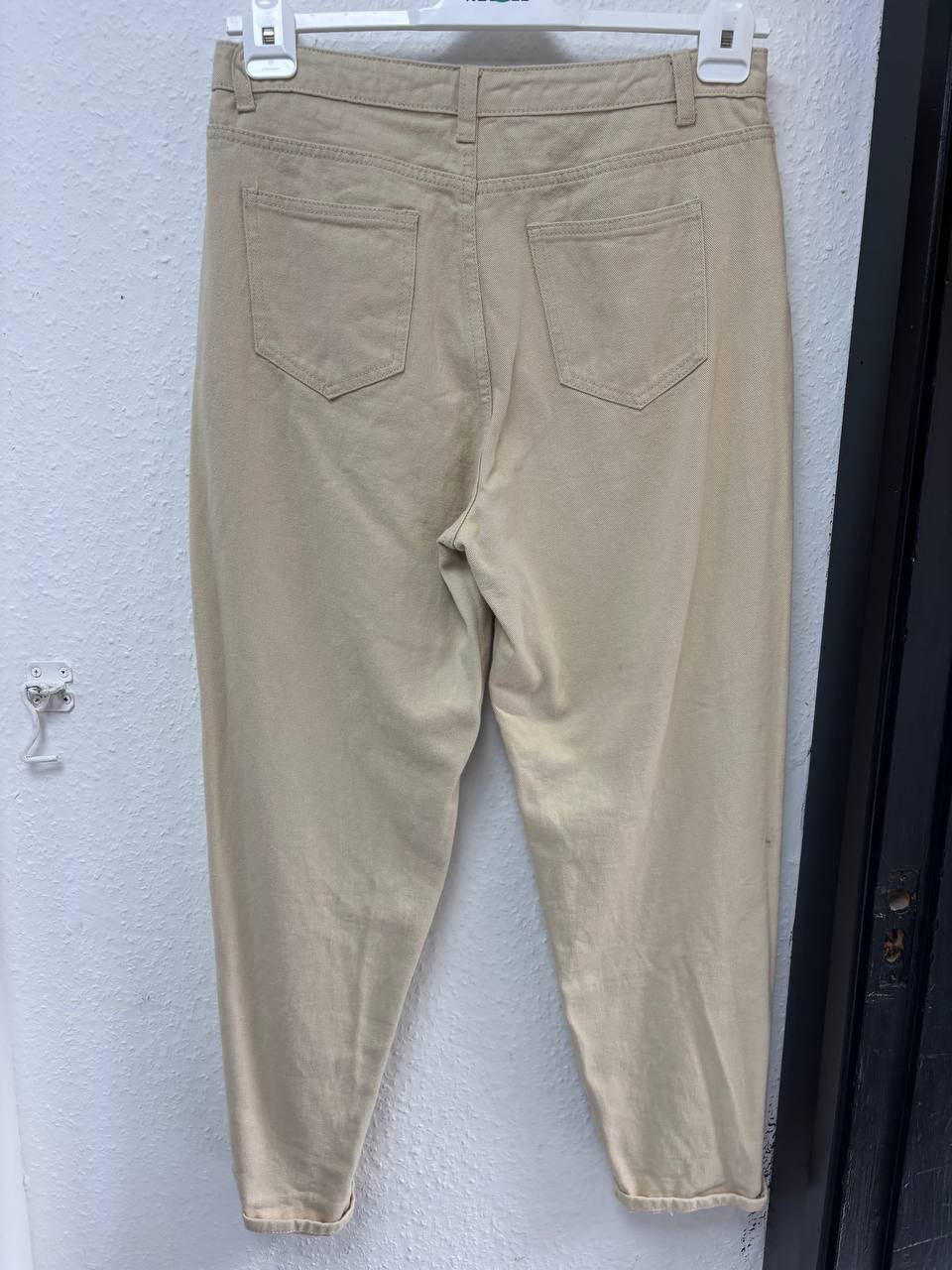 PrettyLittleThing High-Rise Straight Leg Chinos - Stone Beige (48)