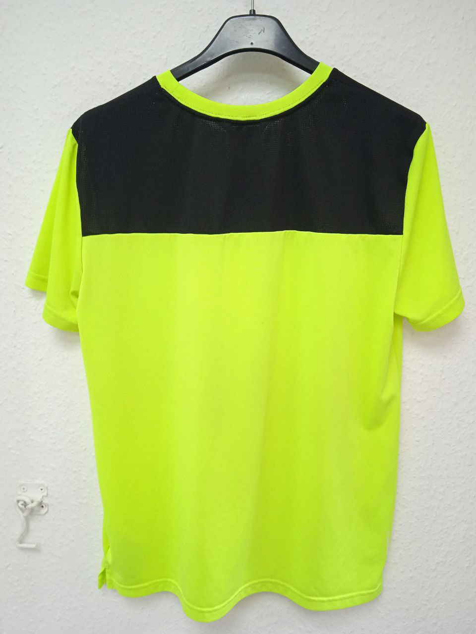 The North Face FlashDry Performance T-Shirt - Neon Yellow & Black (XS)