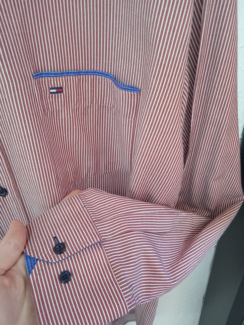 Tommy Hilfiger Custom Fit Pinstripe Button-Down Shirt - Red & White (XL)