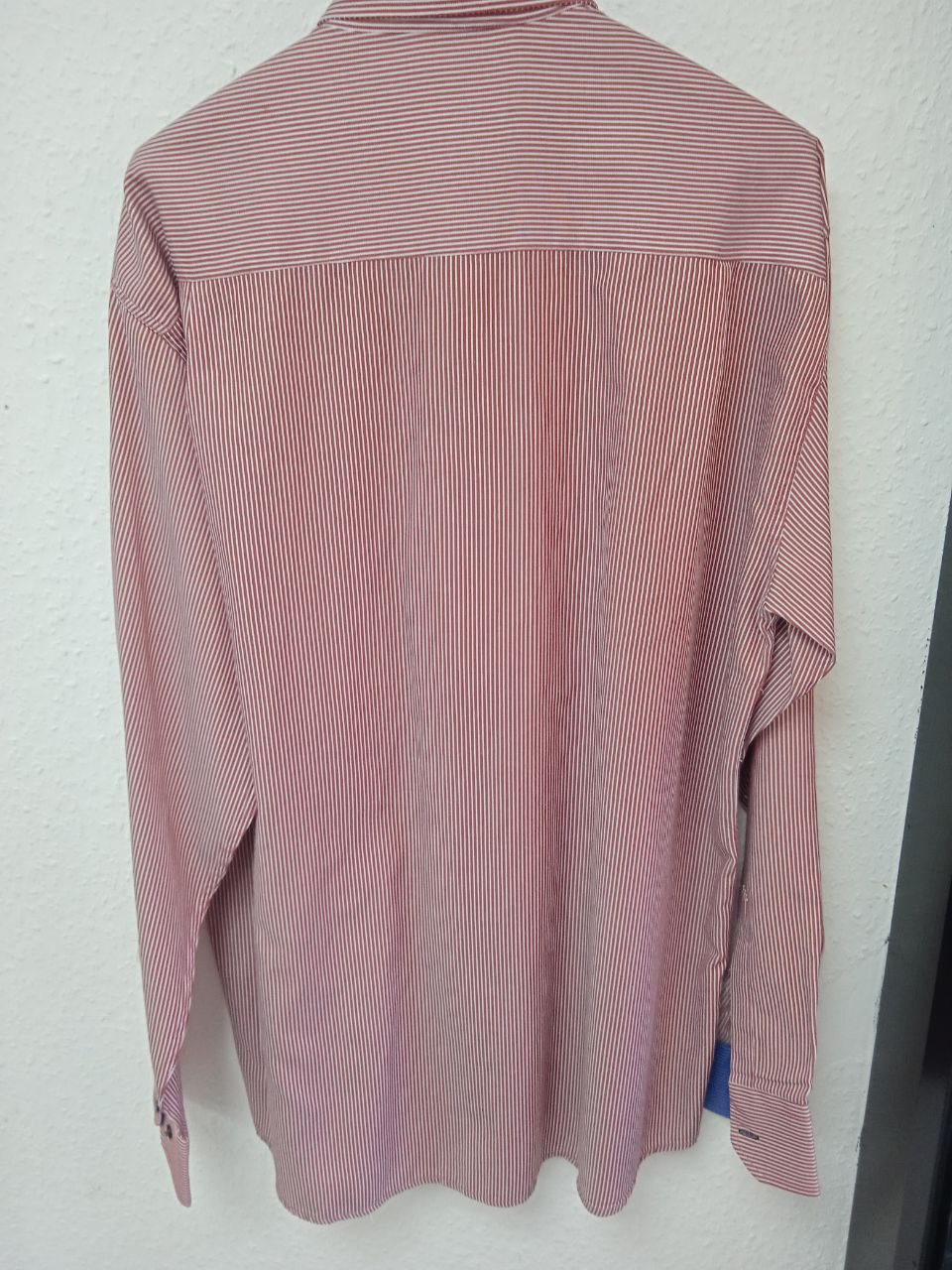 Tommy Hilfiger Custom Fit Pinstripe Button-Down Shirt - Red & White (XL)