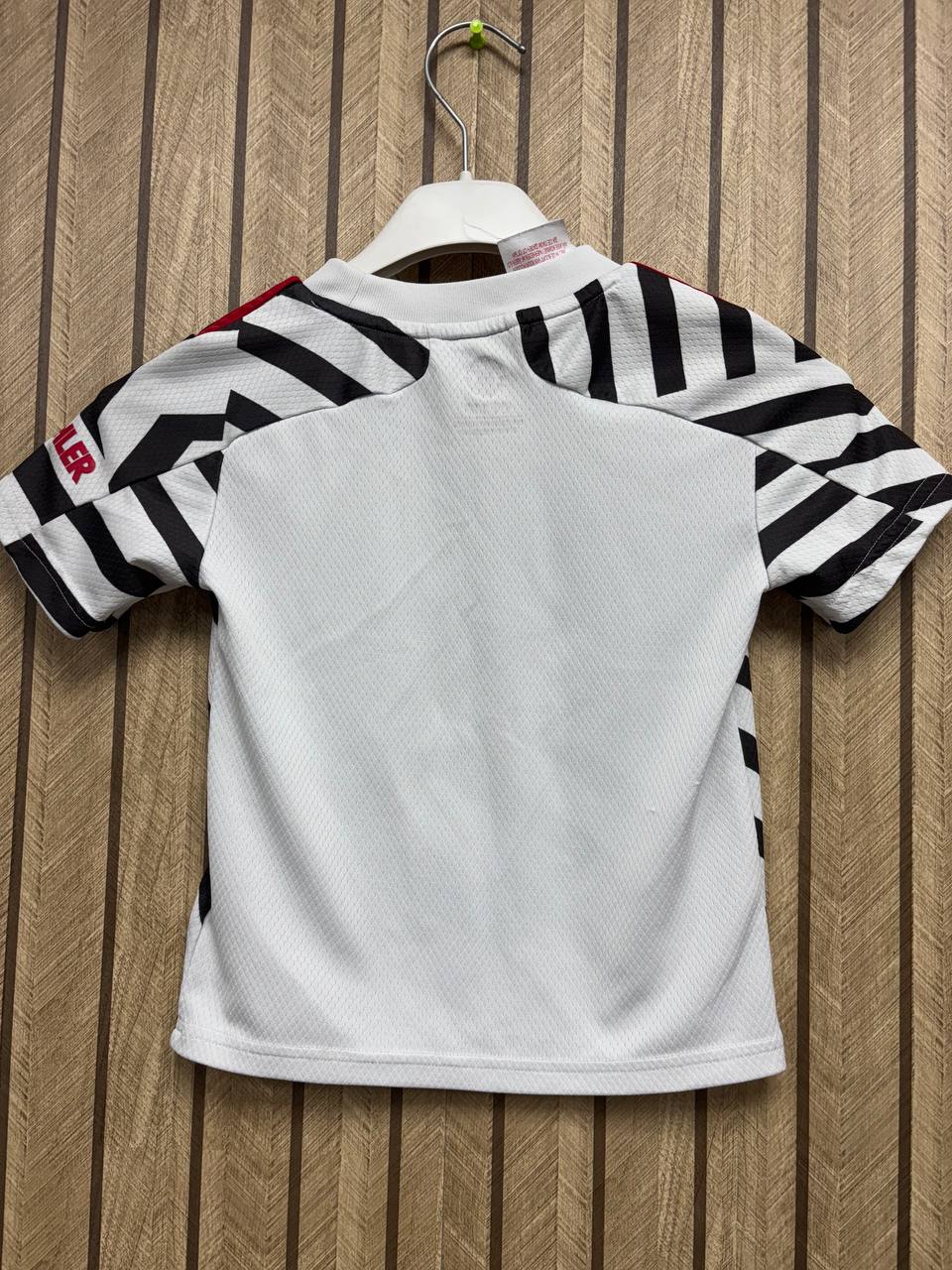 Manchester United 2020/21 Away Jersey | Black & White Chevron Kids Kit (2 - 4 Years)